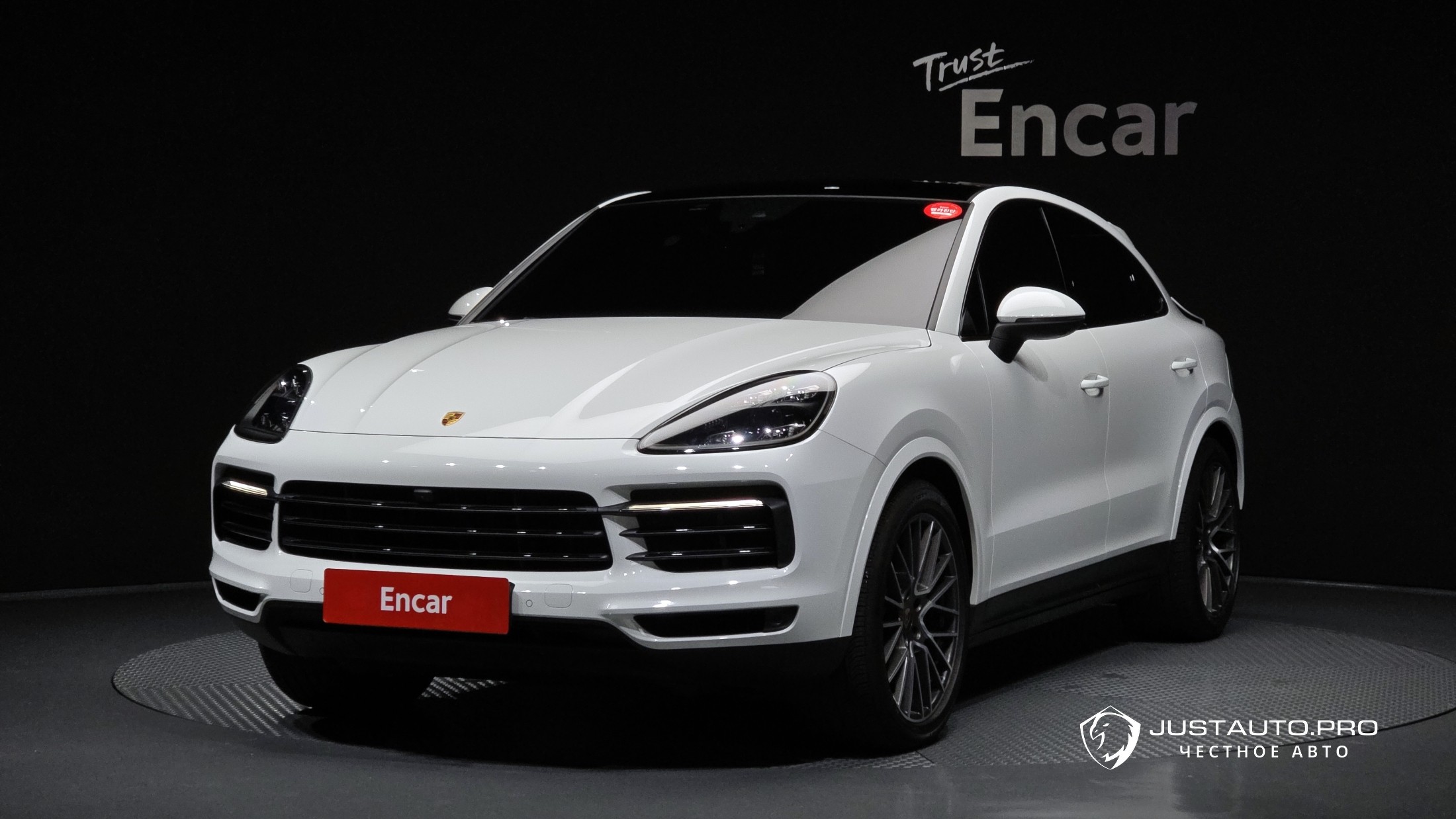 Автомобиль Porsche Cayenne