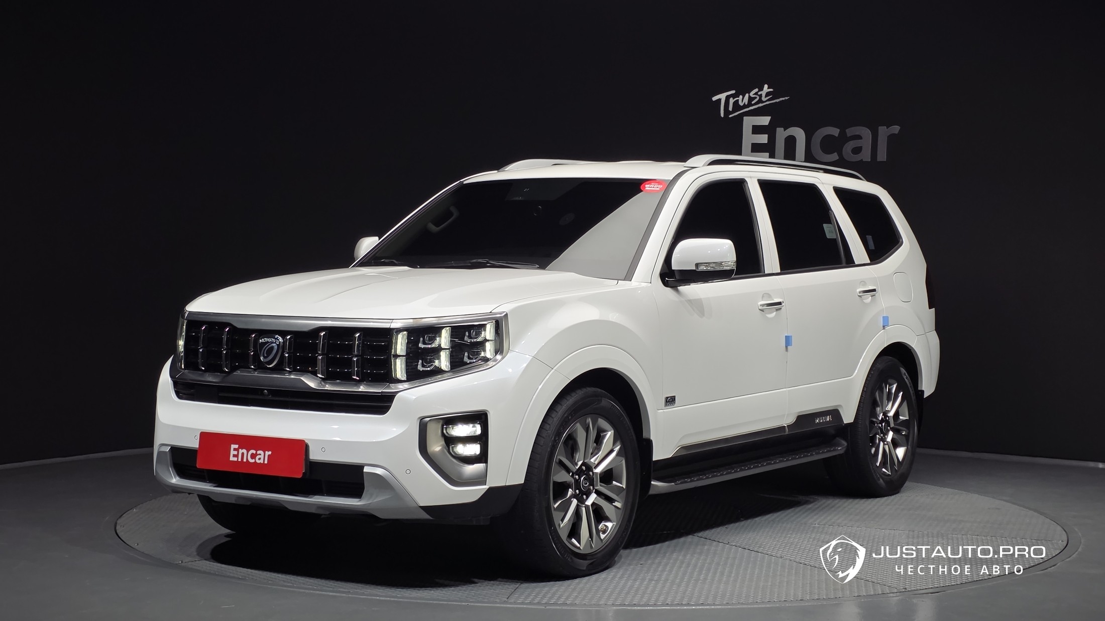 Автомобиль Kia Mohave