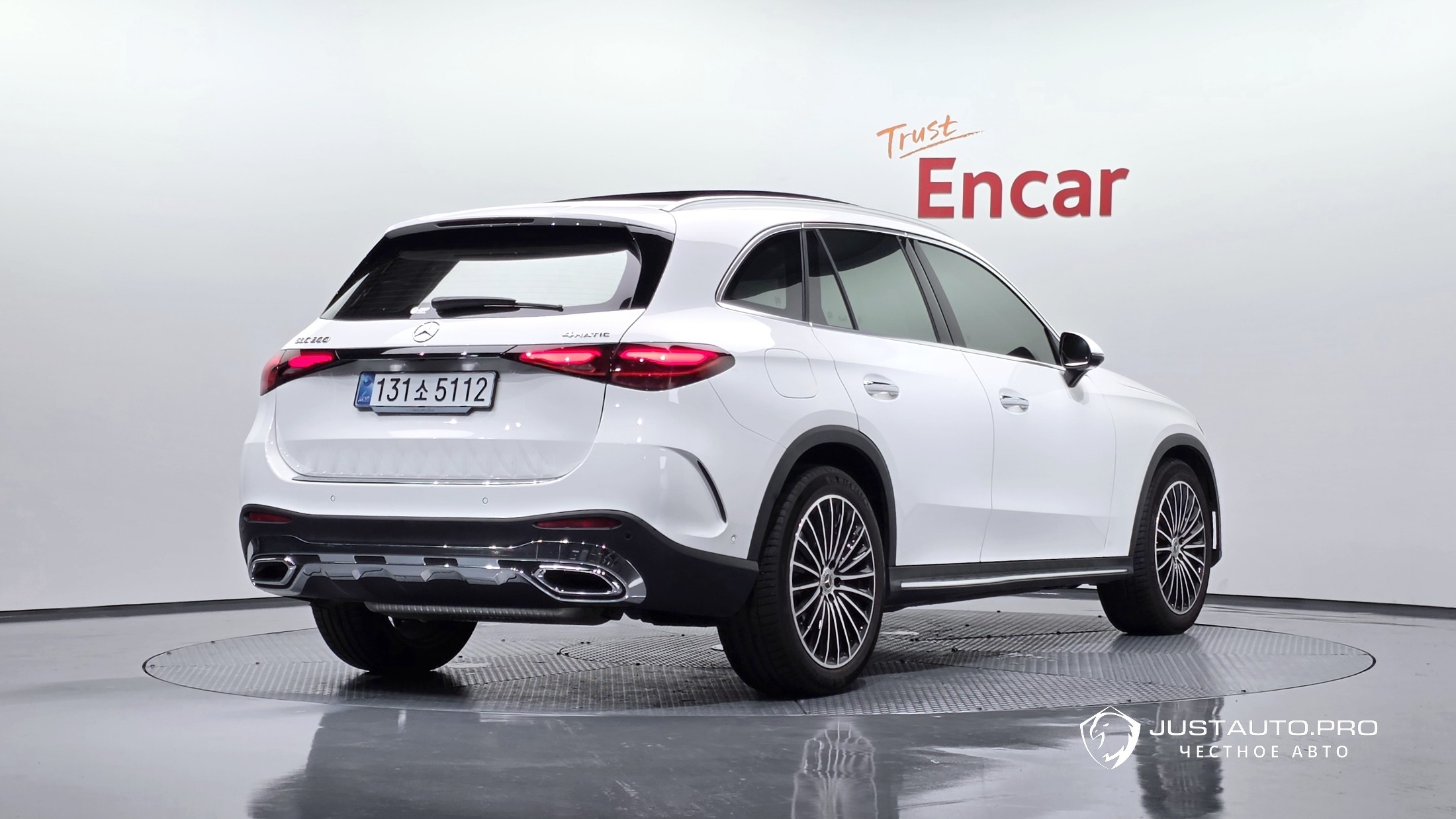 Автомобиль Mercedes-Benz GLC-Class