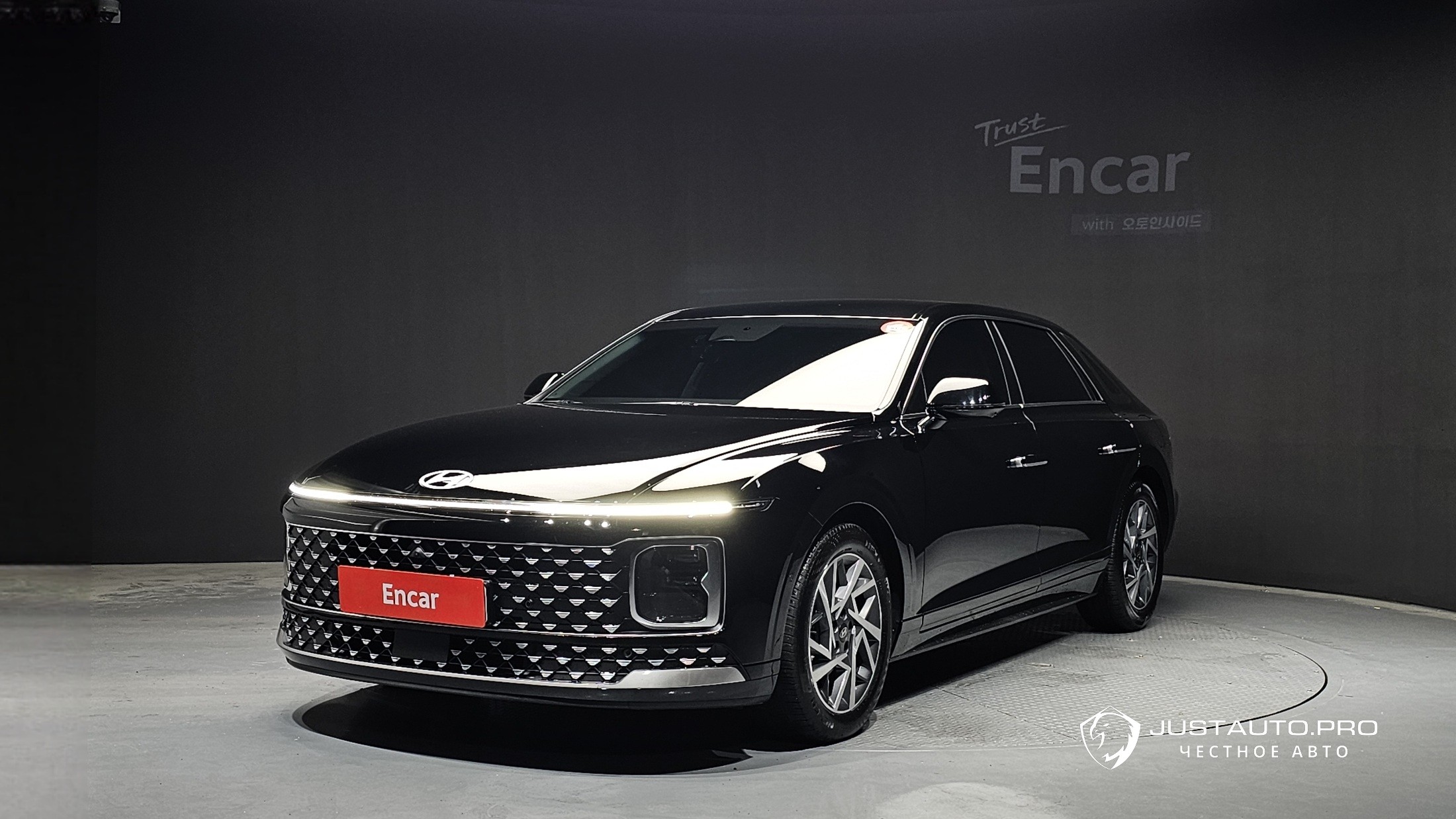 Автомобиль Hyundai Grandeur