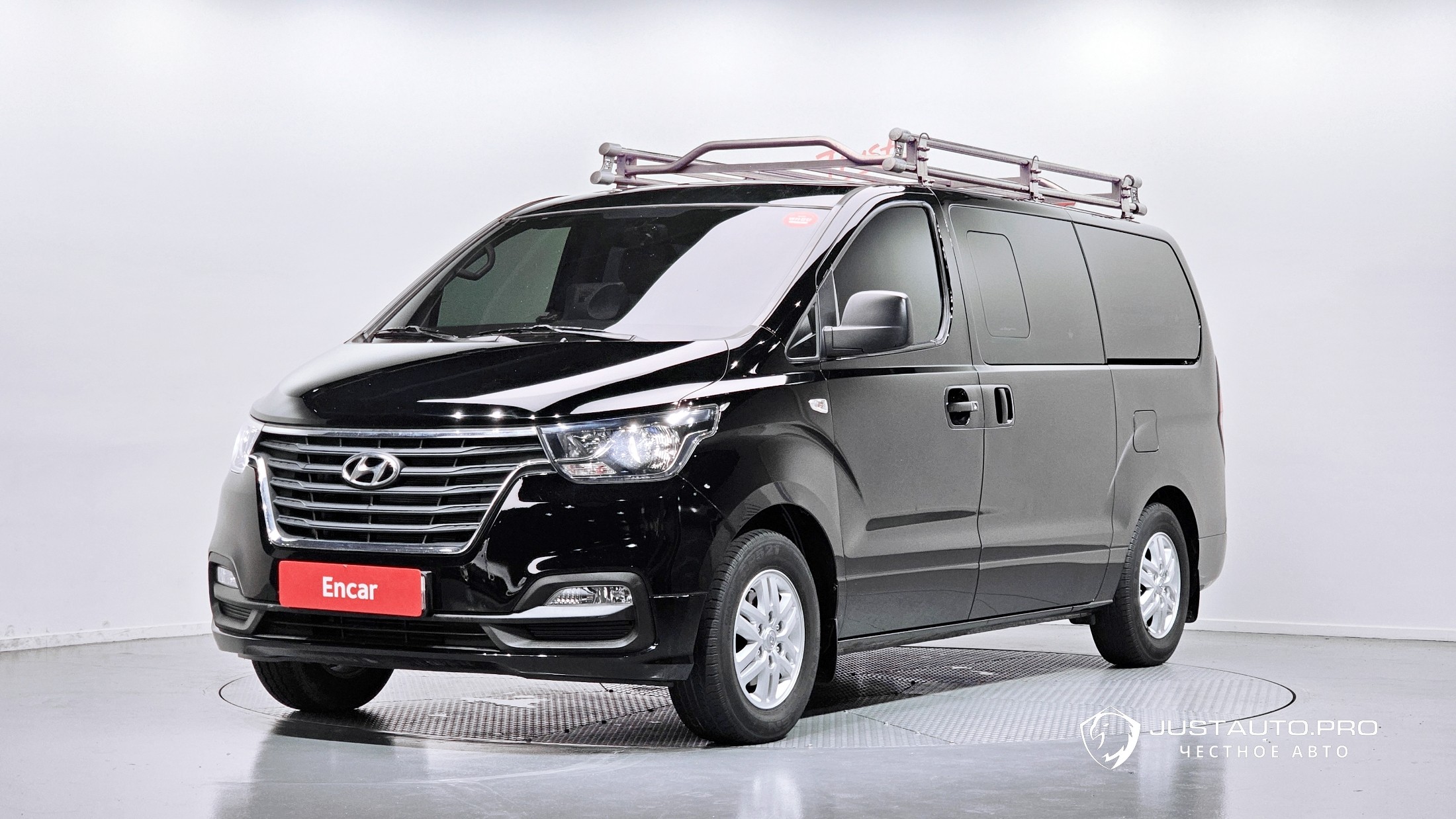 Автомобиль Hyundai Starex