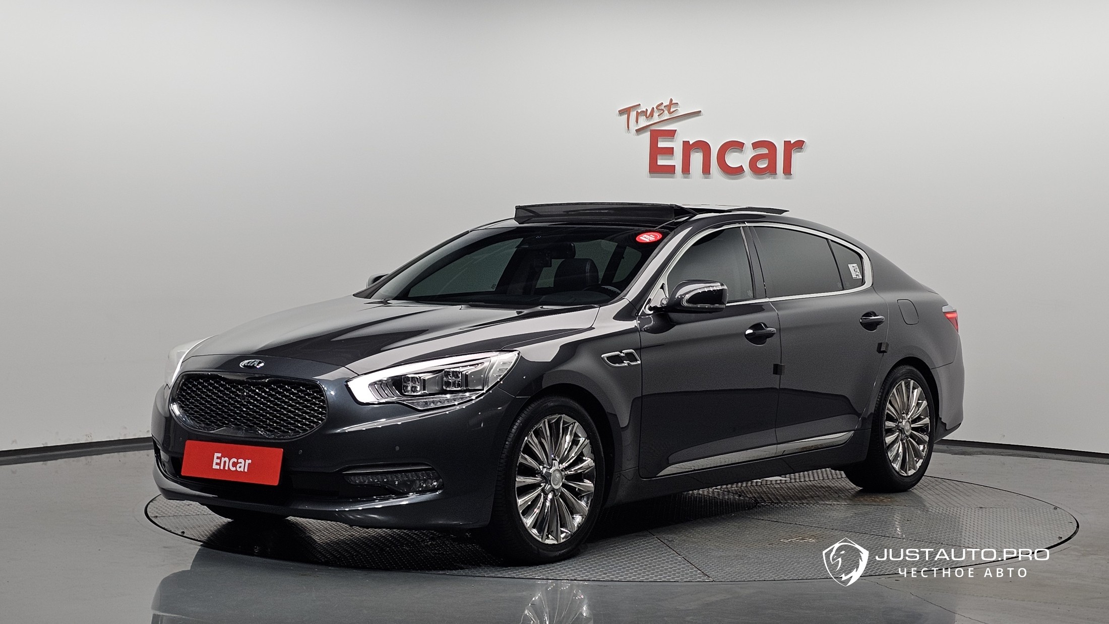 Автомобиль Kia K9