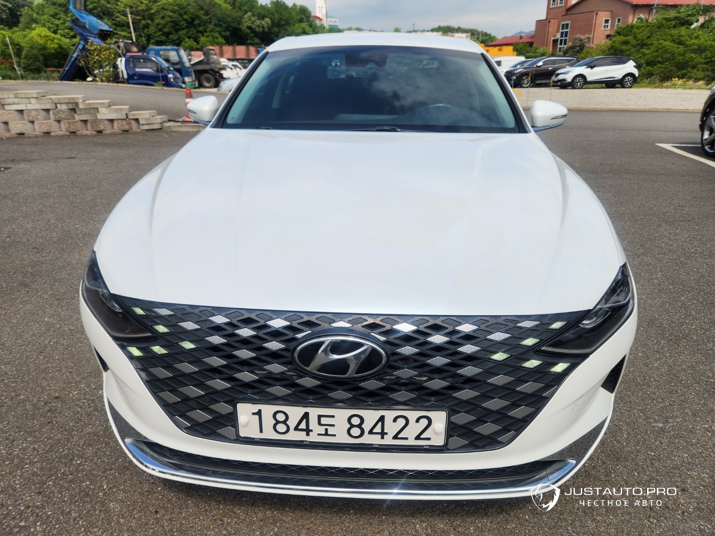 Автомобиль Hyundai Grandeur