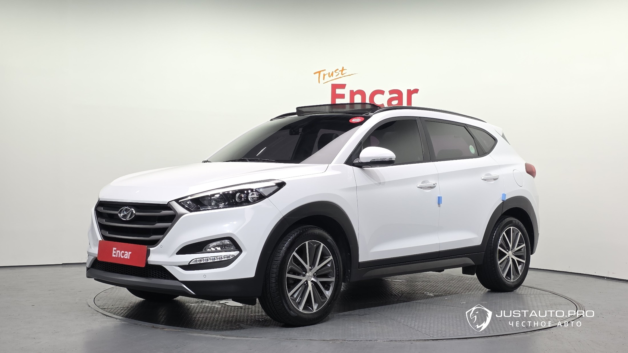 Автомобиль Hyundai Tucson
