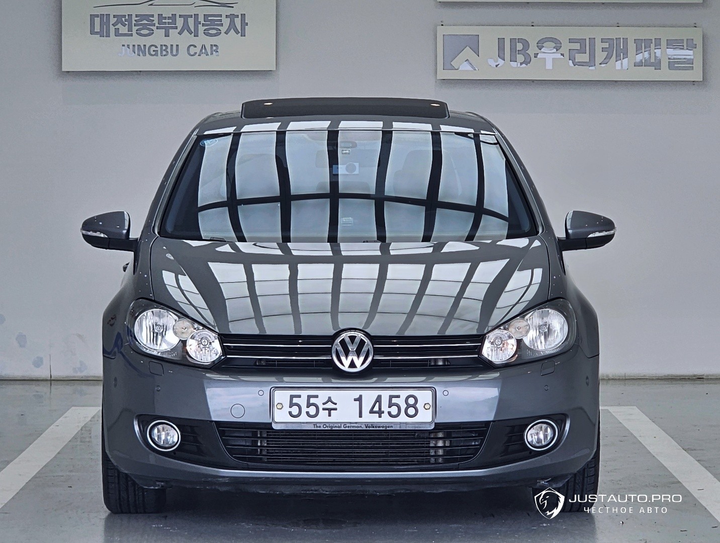 Автомобиль Volkswagen Golf