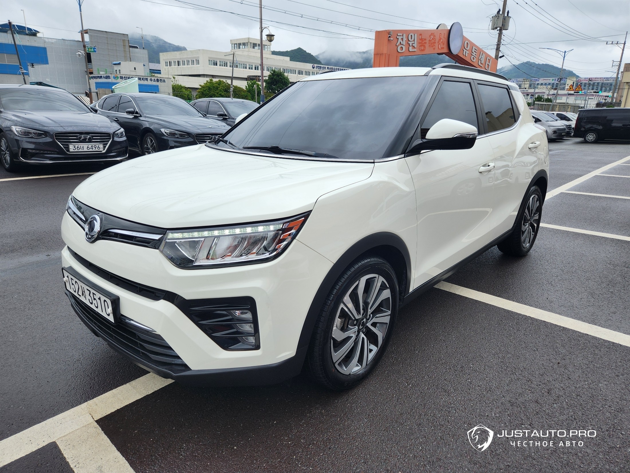 Автомобиль KG_Mobility_Ssangyong TIBOLI