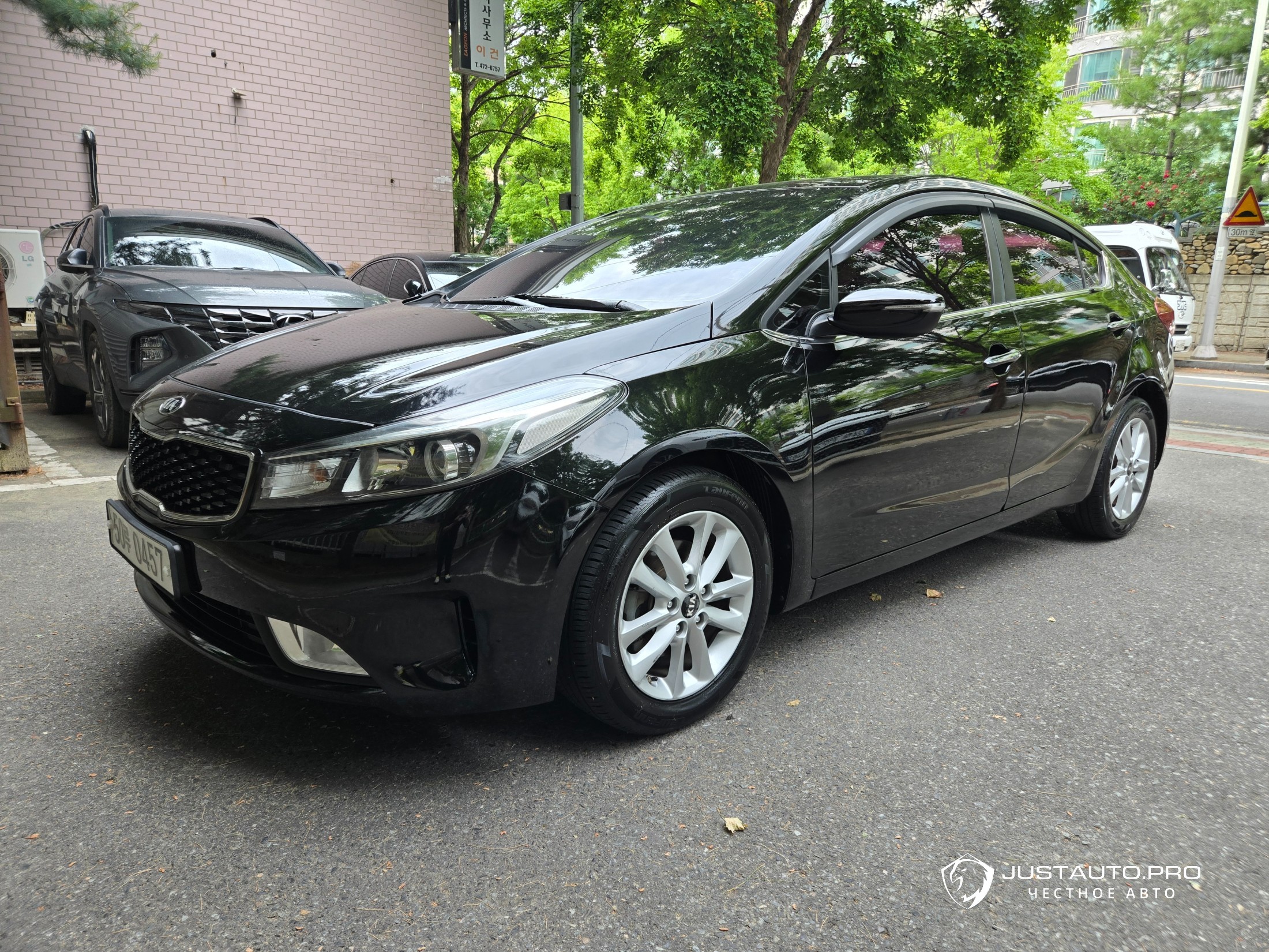 Автомобиль Kia K3