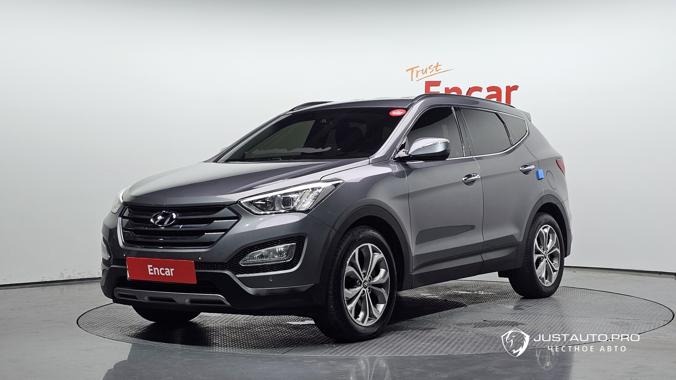 Автомобиль Hyundai Santafe