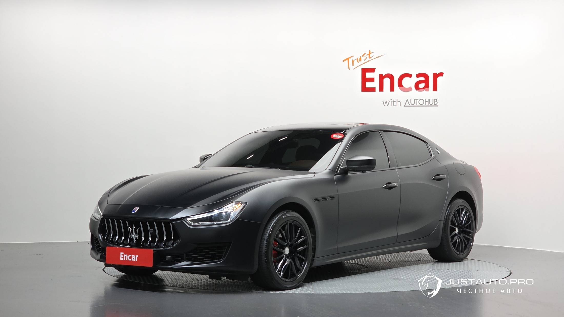Автомобиль Maserati Ghibli