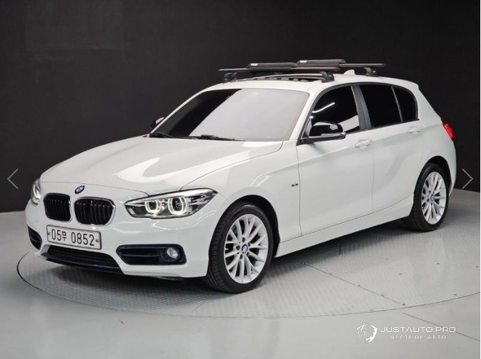 Автомобиль BMW 1-Series