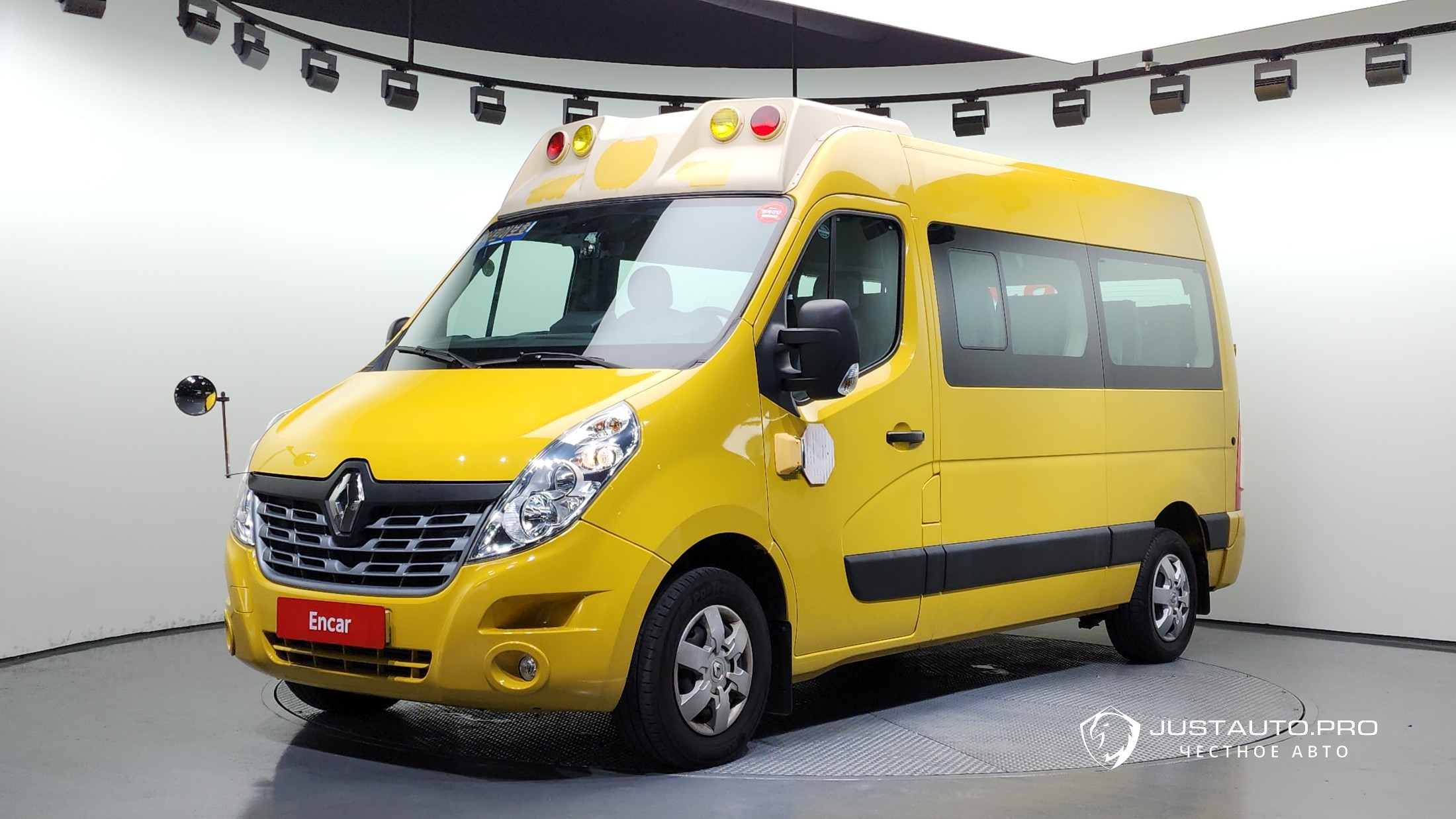 Автомобиль Renault-KoreaSamsung Master