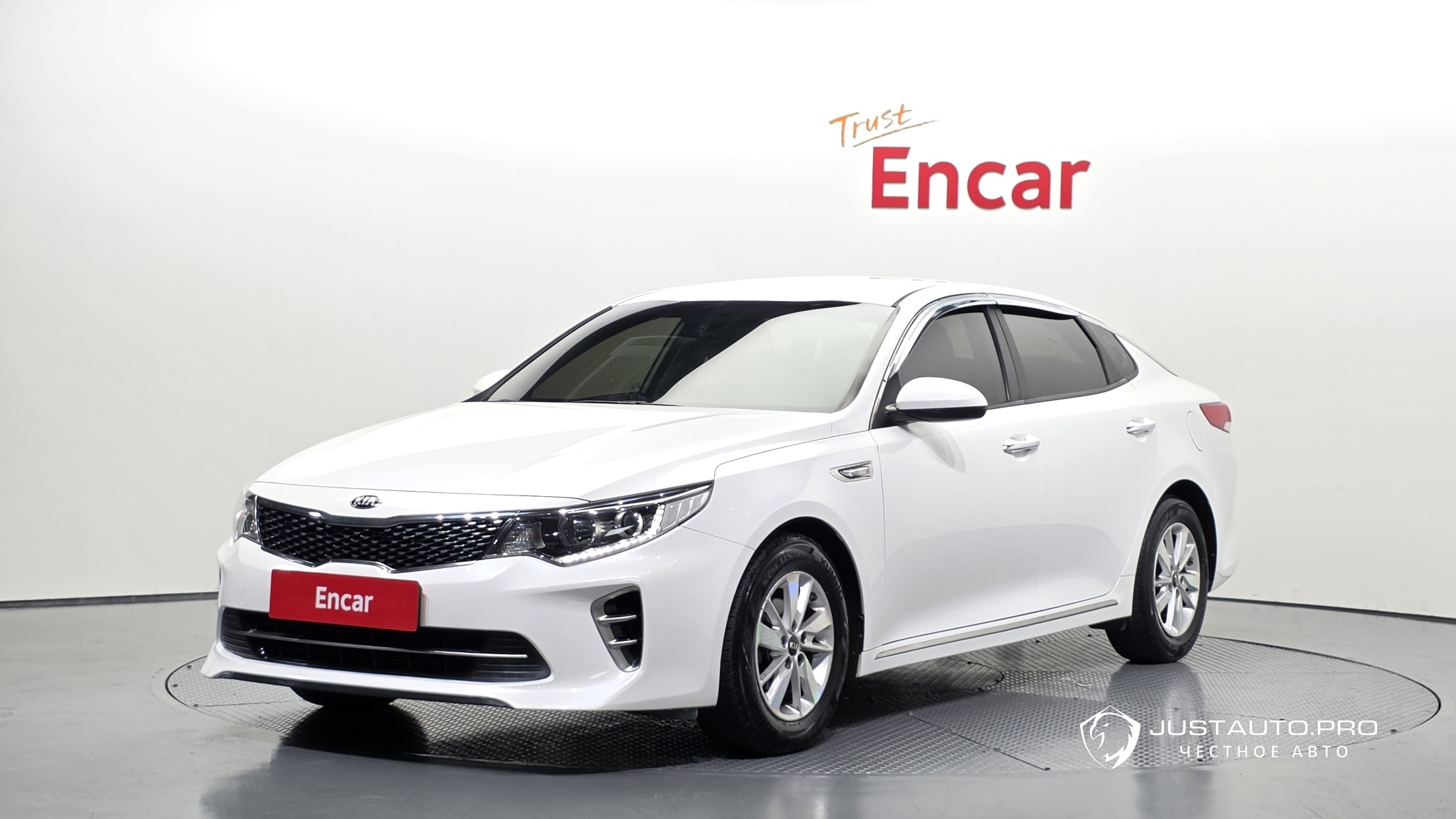 Автомобиль Kia K5