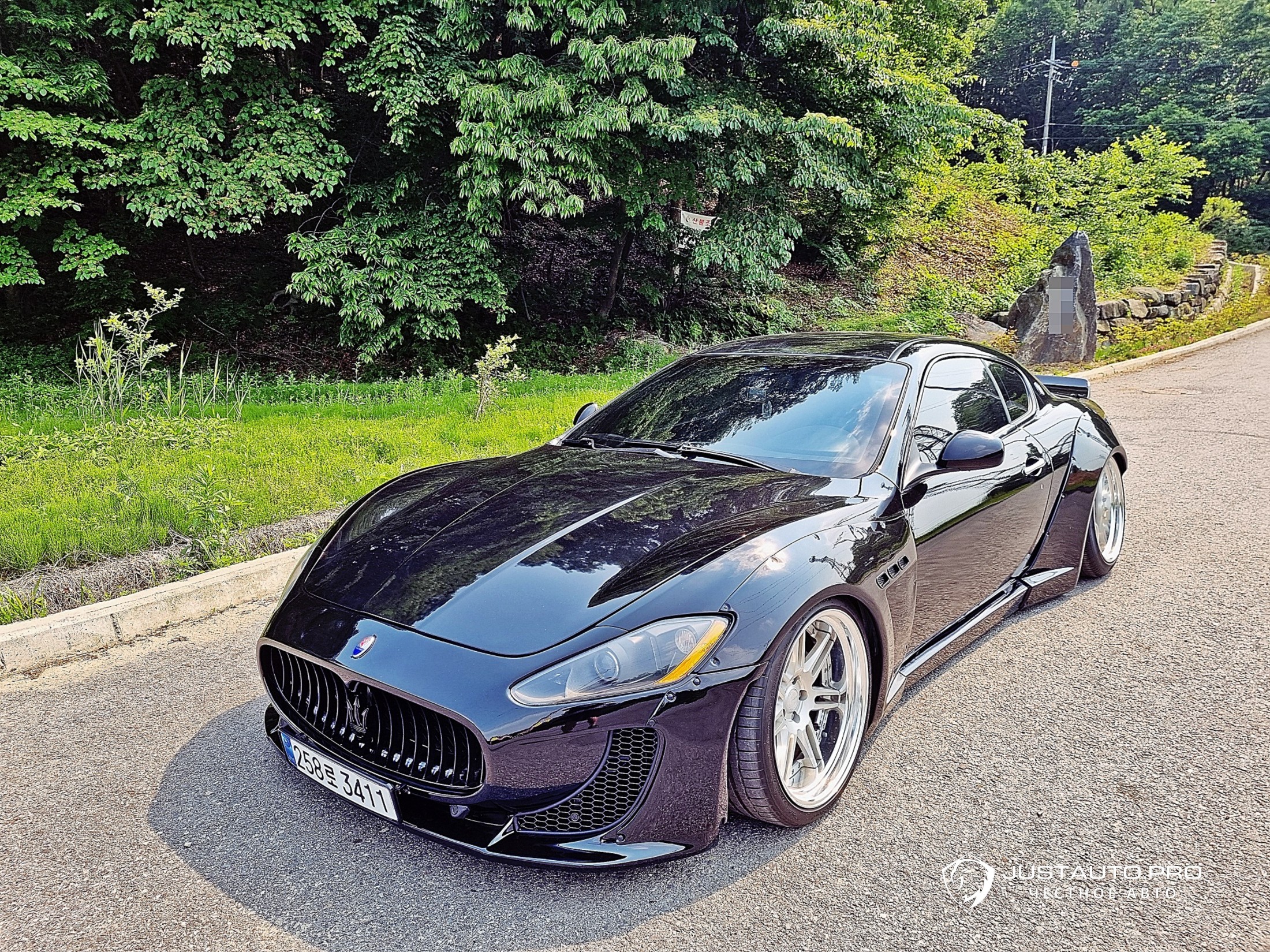 Автомобиль Maserati GranTurismo