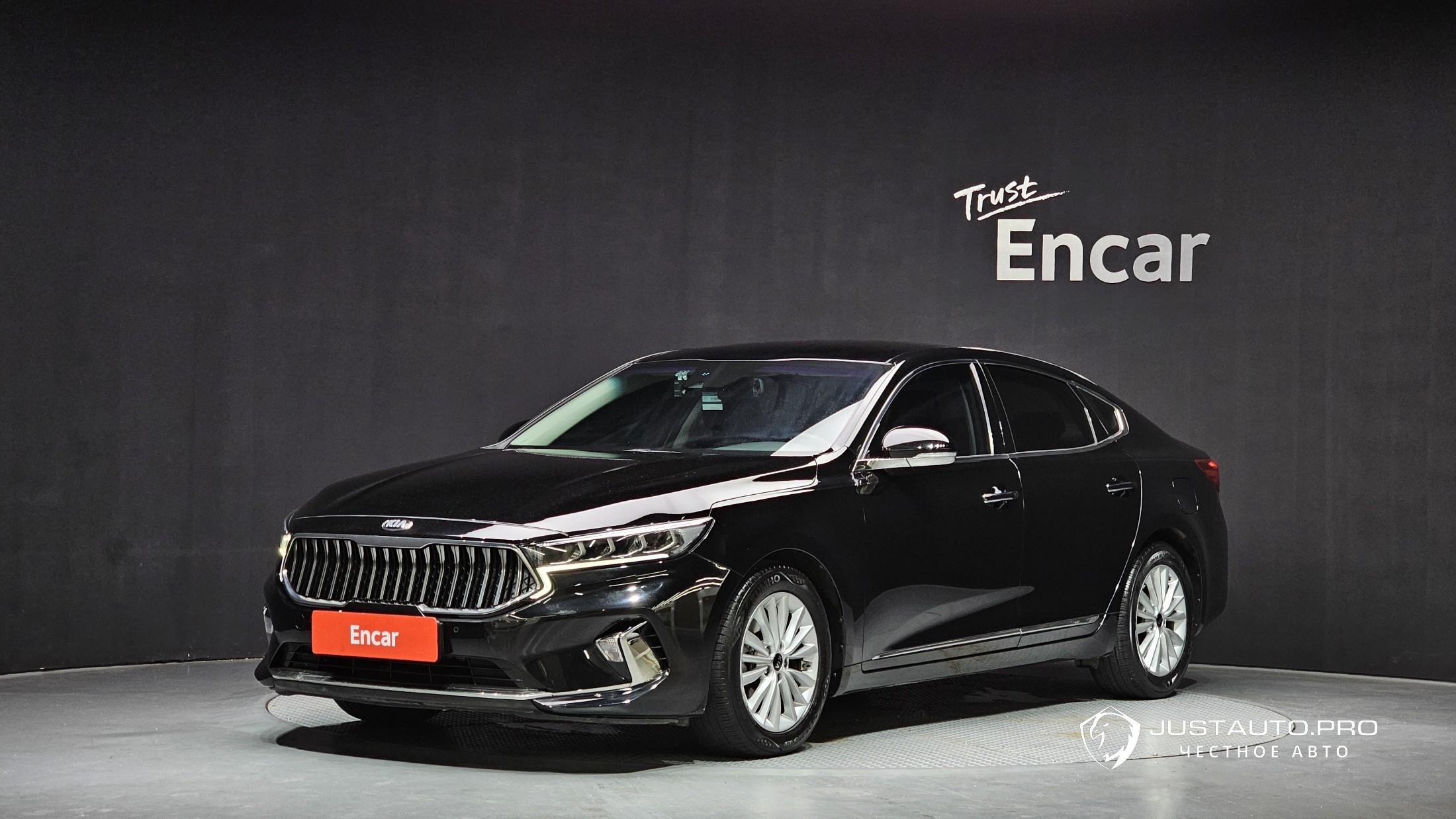 Автомобиль Kia K7