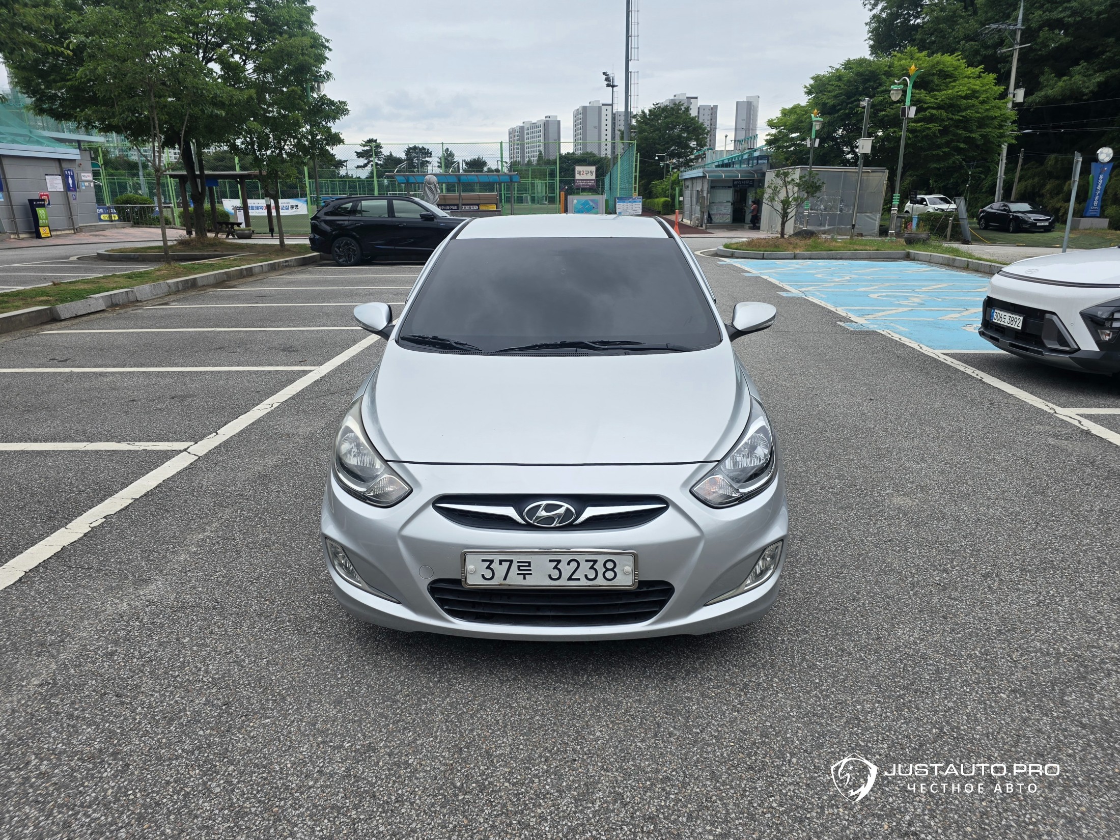 Автомобиль Hyundai Accent