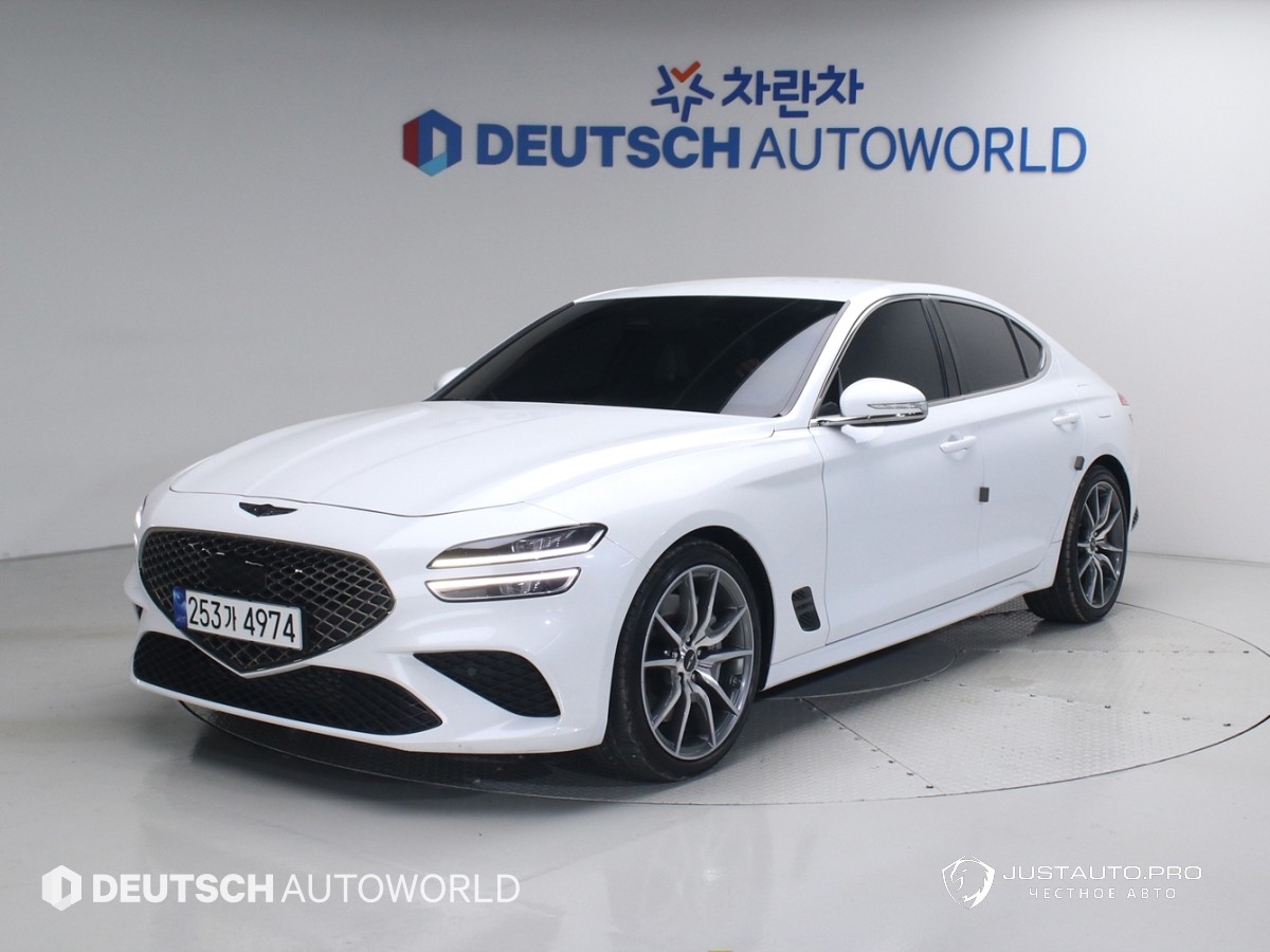 Автомобиль Genesis G70