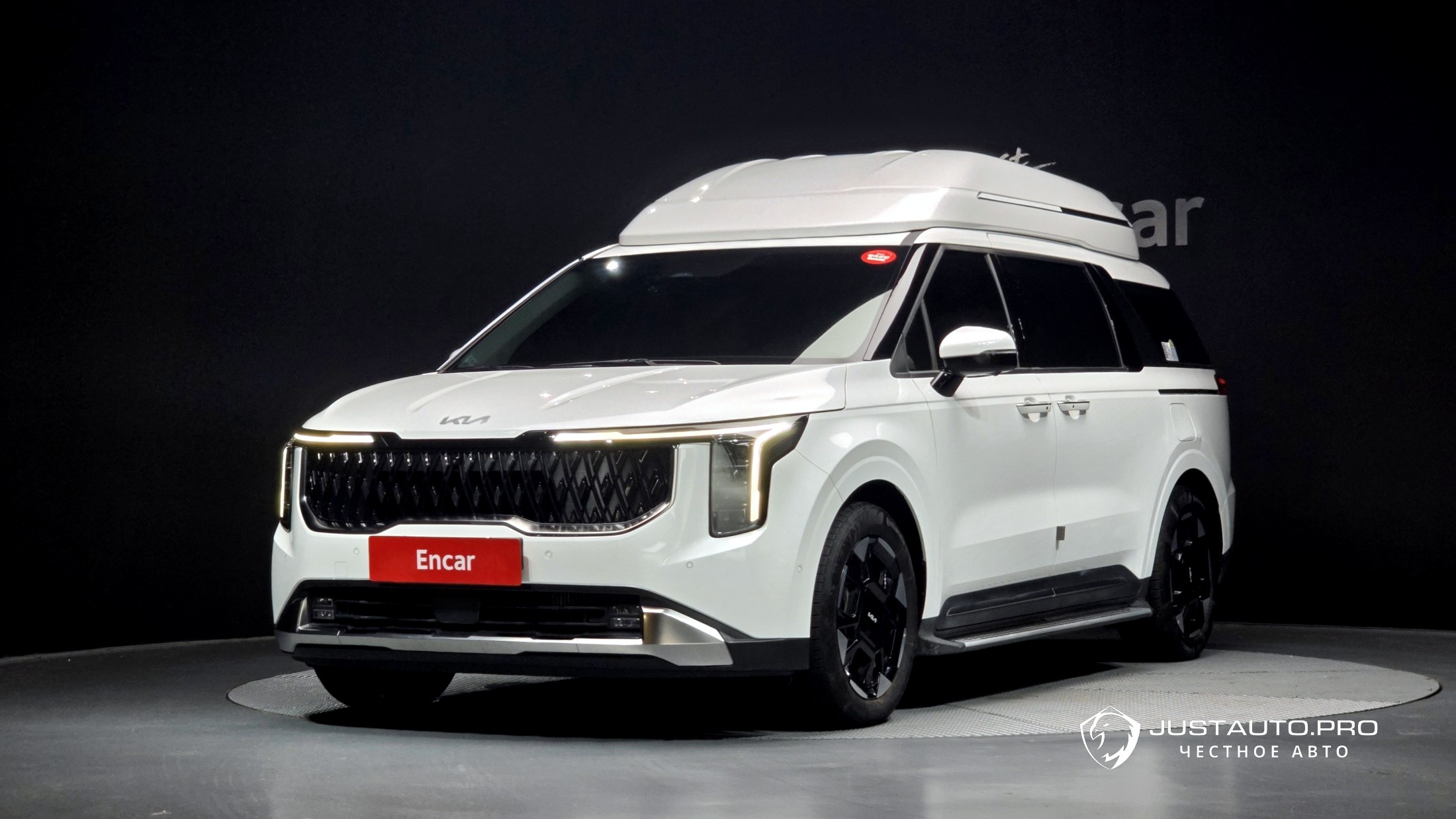 Автомобиль Kia Canival