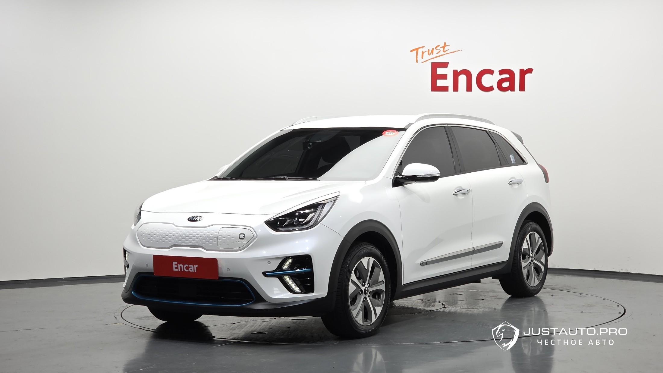 Автомобиль Kia Niro