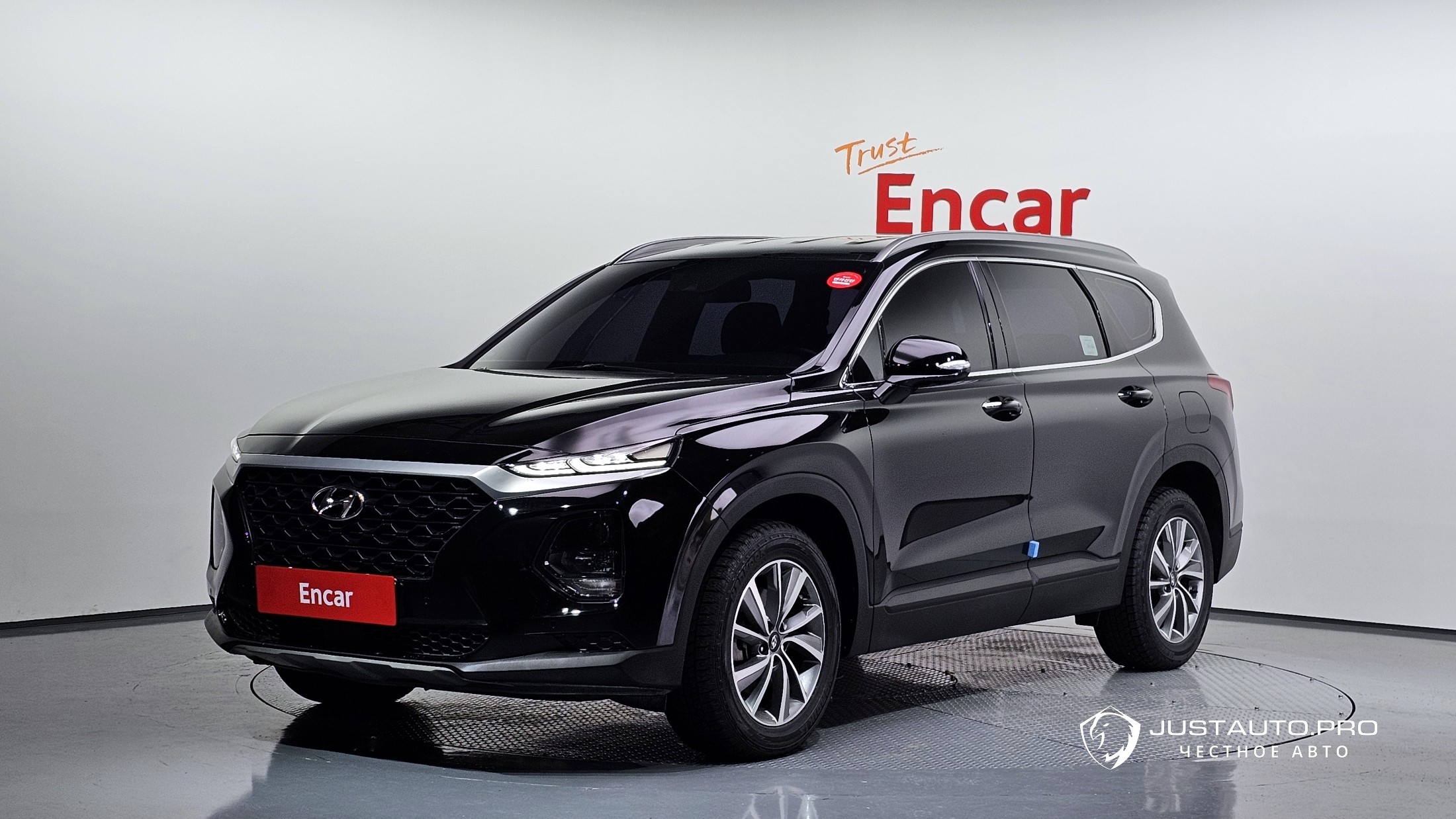 Автомобиль Hyundai Santafe