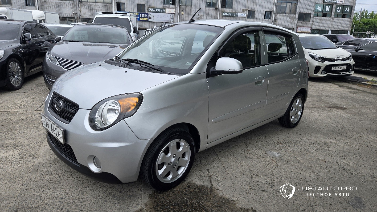 Автомобиль Kia morning