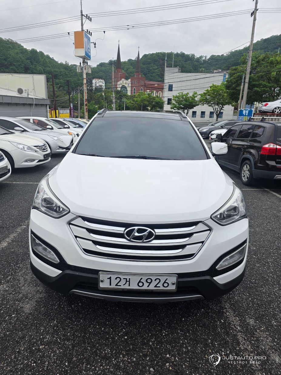 Автомобиль Hyundai Santafe