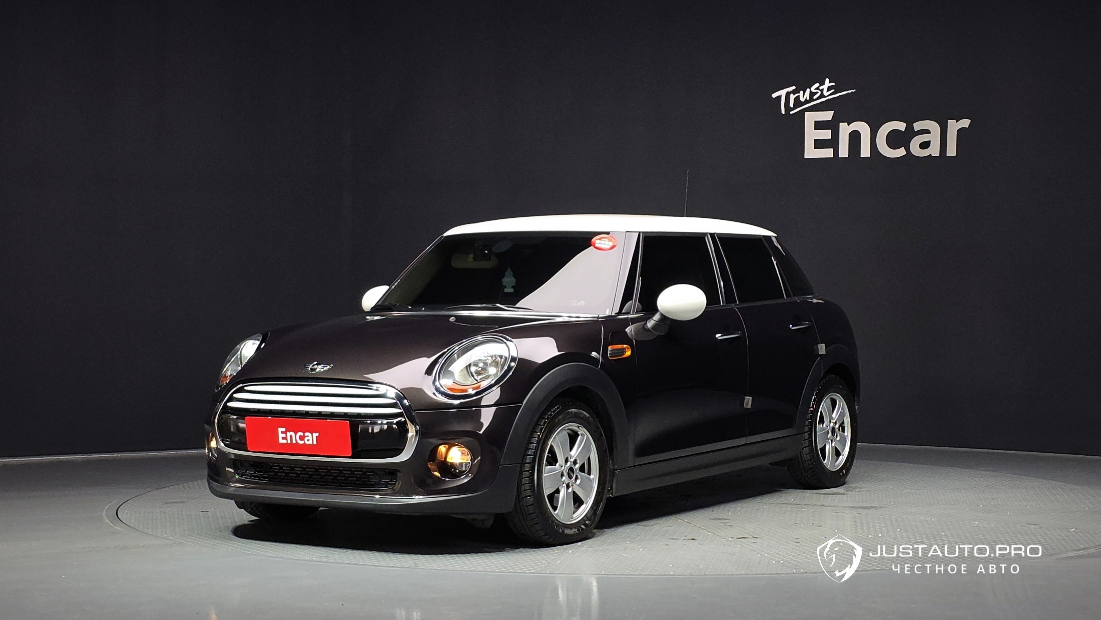 Автомобиль Mini Cooper