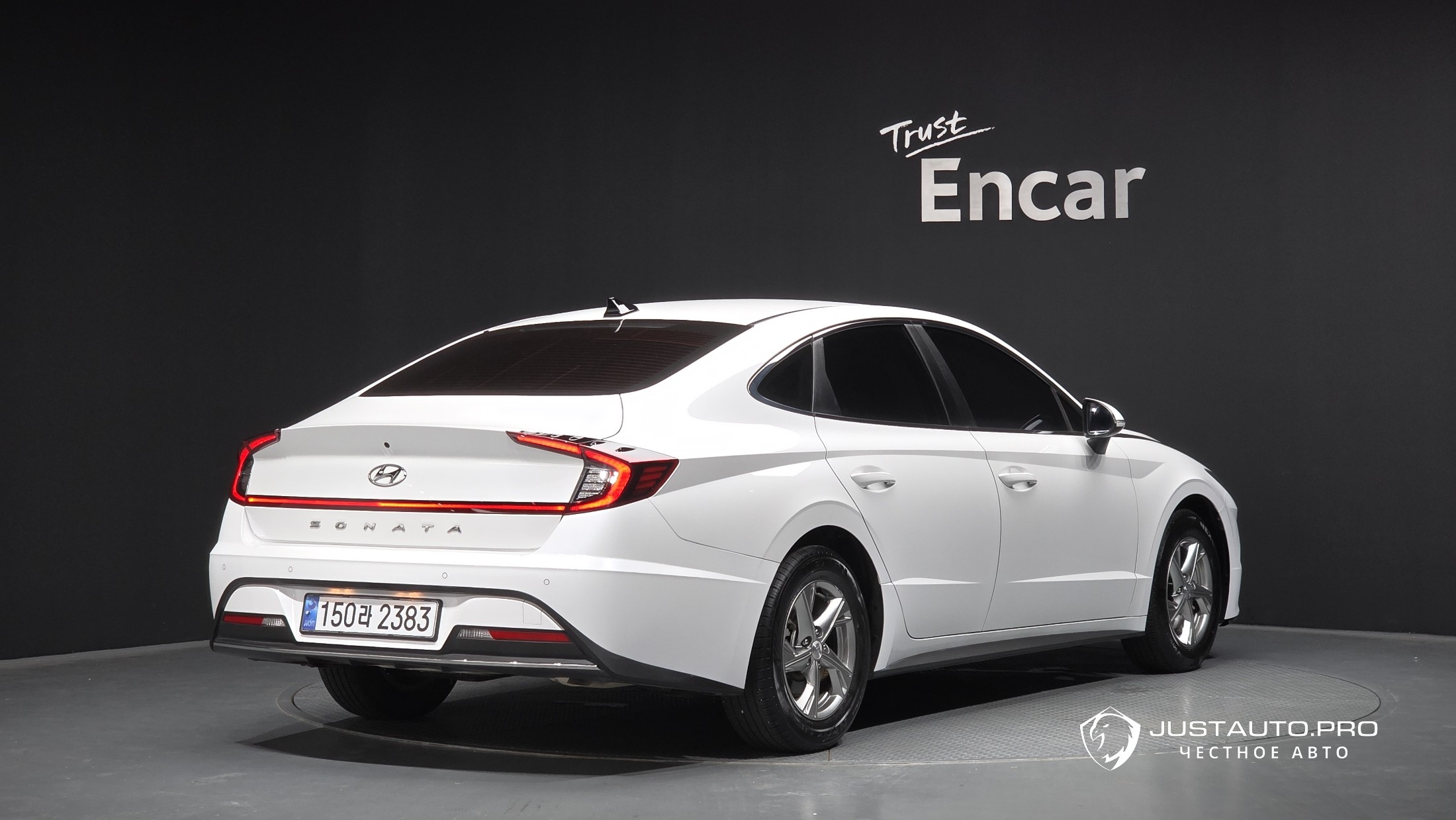Автомобиль Hyundai Sonata