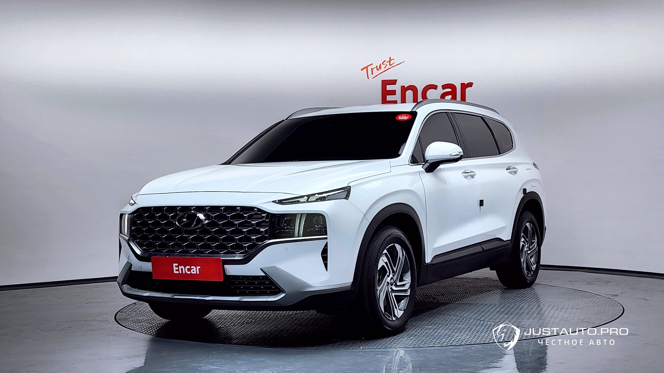 Автомобиль Hyundai Santafe
