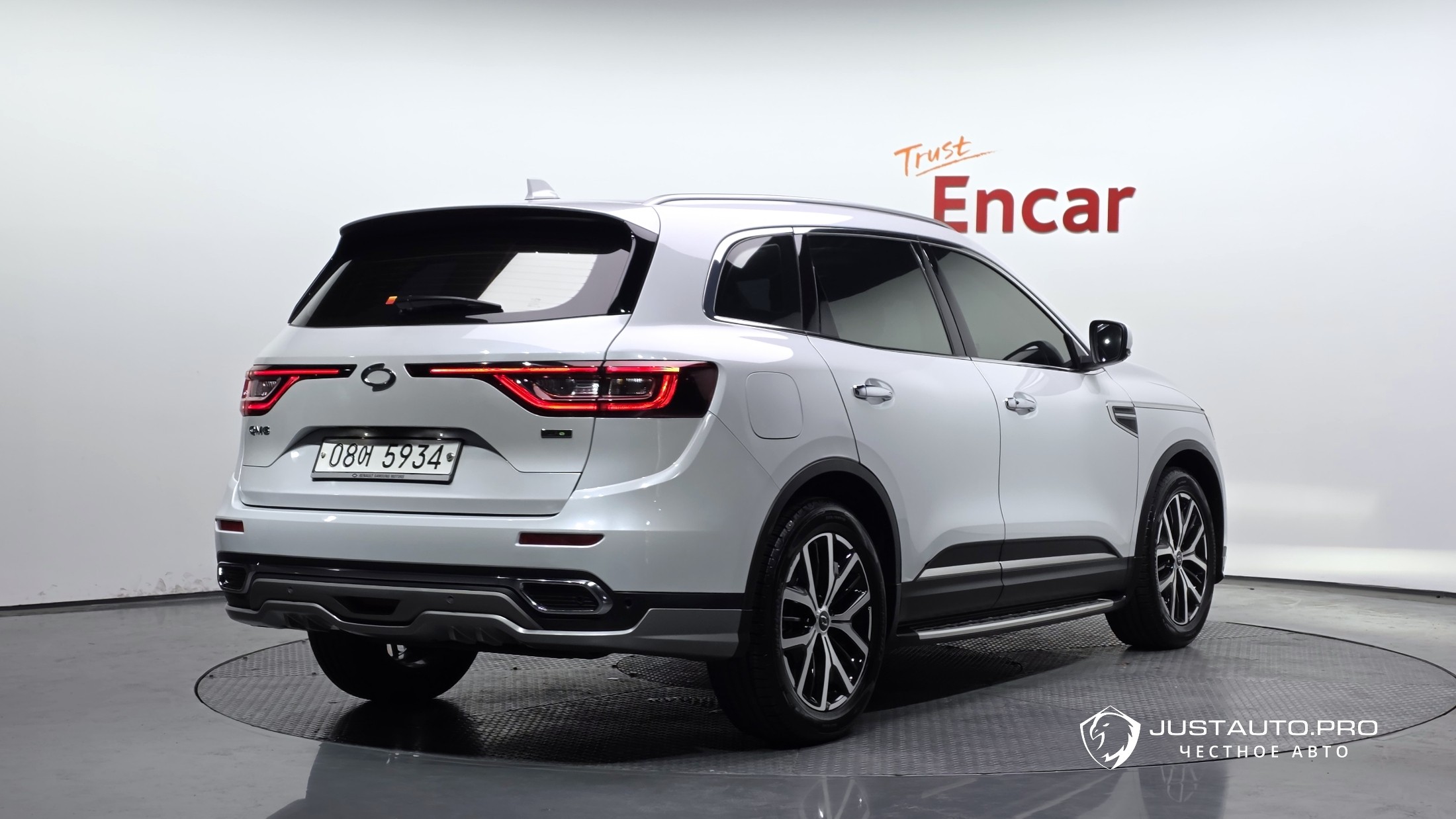 Автомобиль Renault-KoreaSamsung QM6