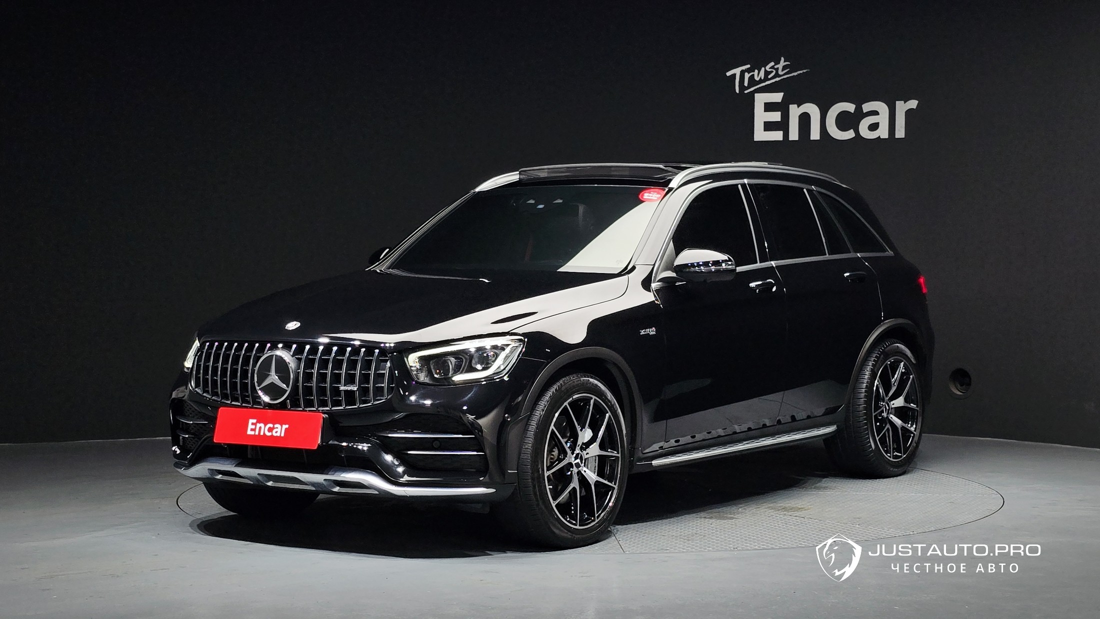 Автомобиль Mercedes-Benz GLC-Class