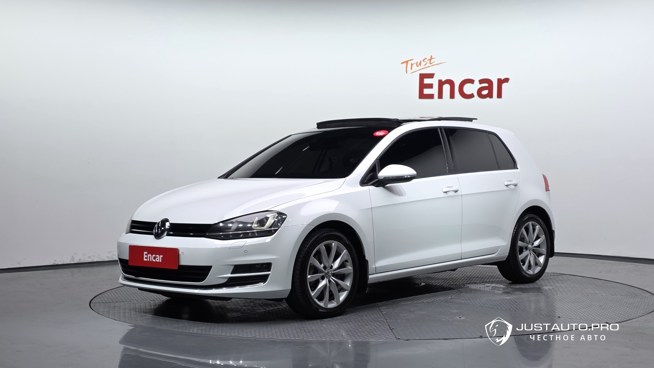 Автомобиль Volkswagen Golf