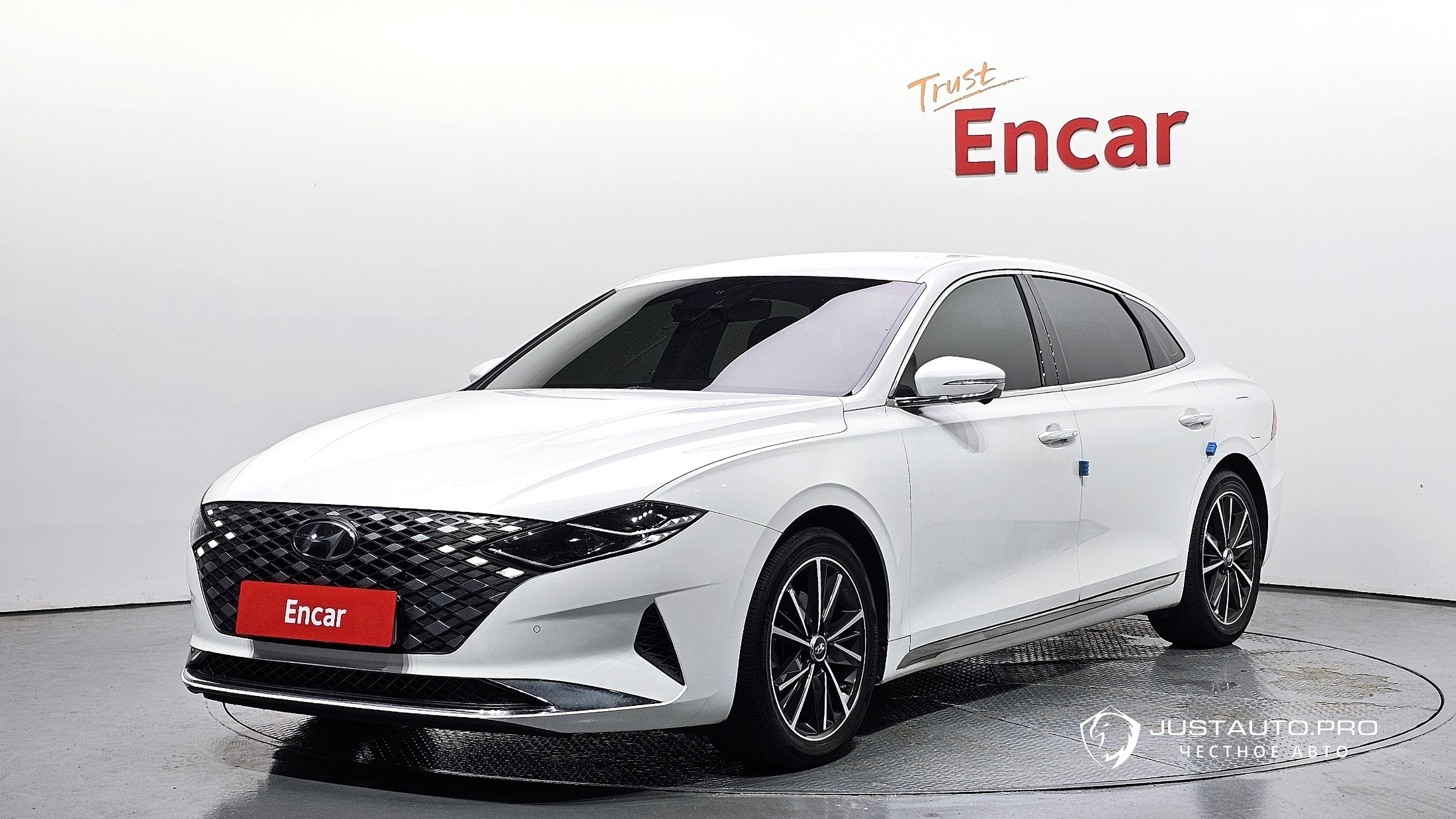 Автомобиль Hyundai Grandeur