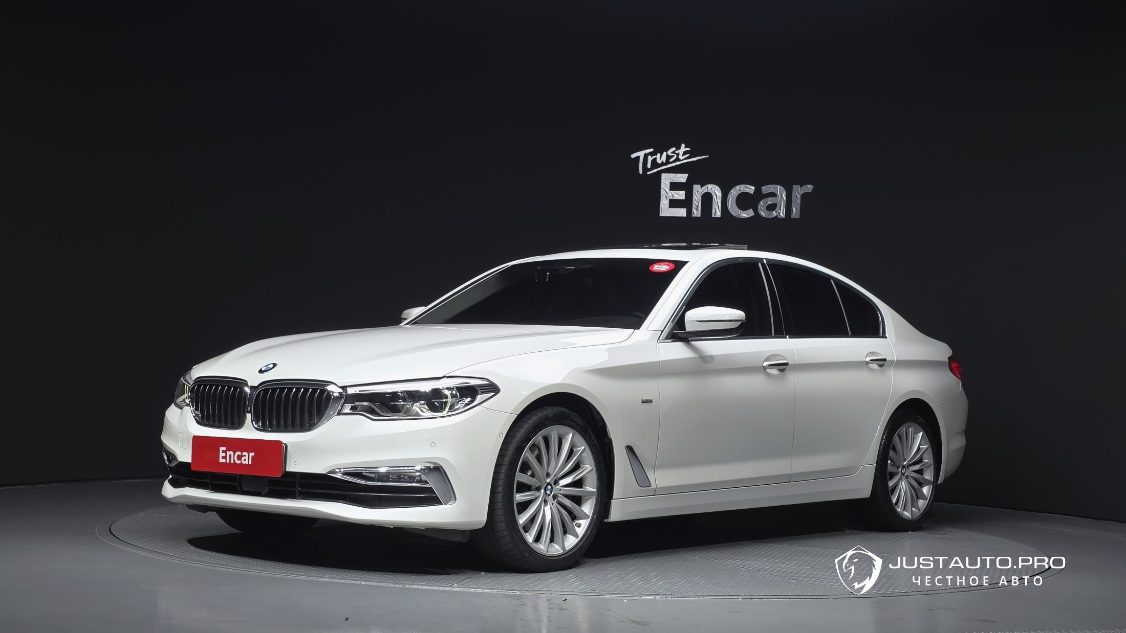 Автомобиль BMW 5-Series