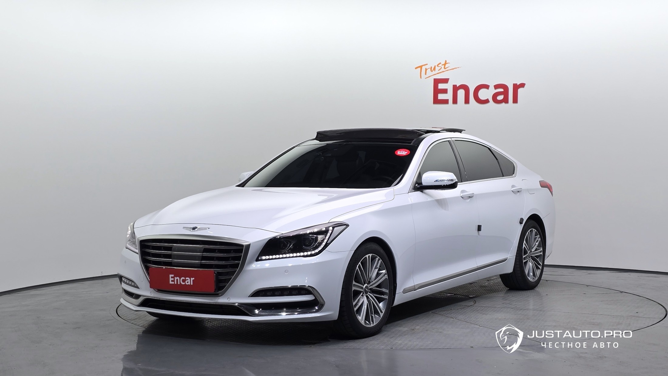 Автомобиль Genesis G80