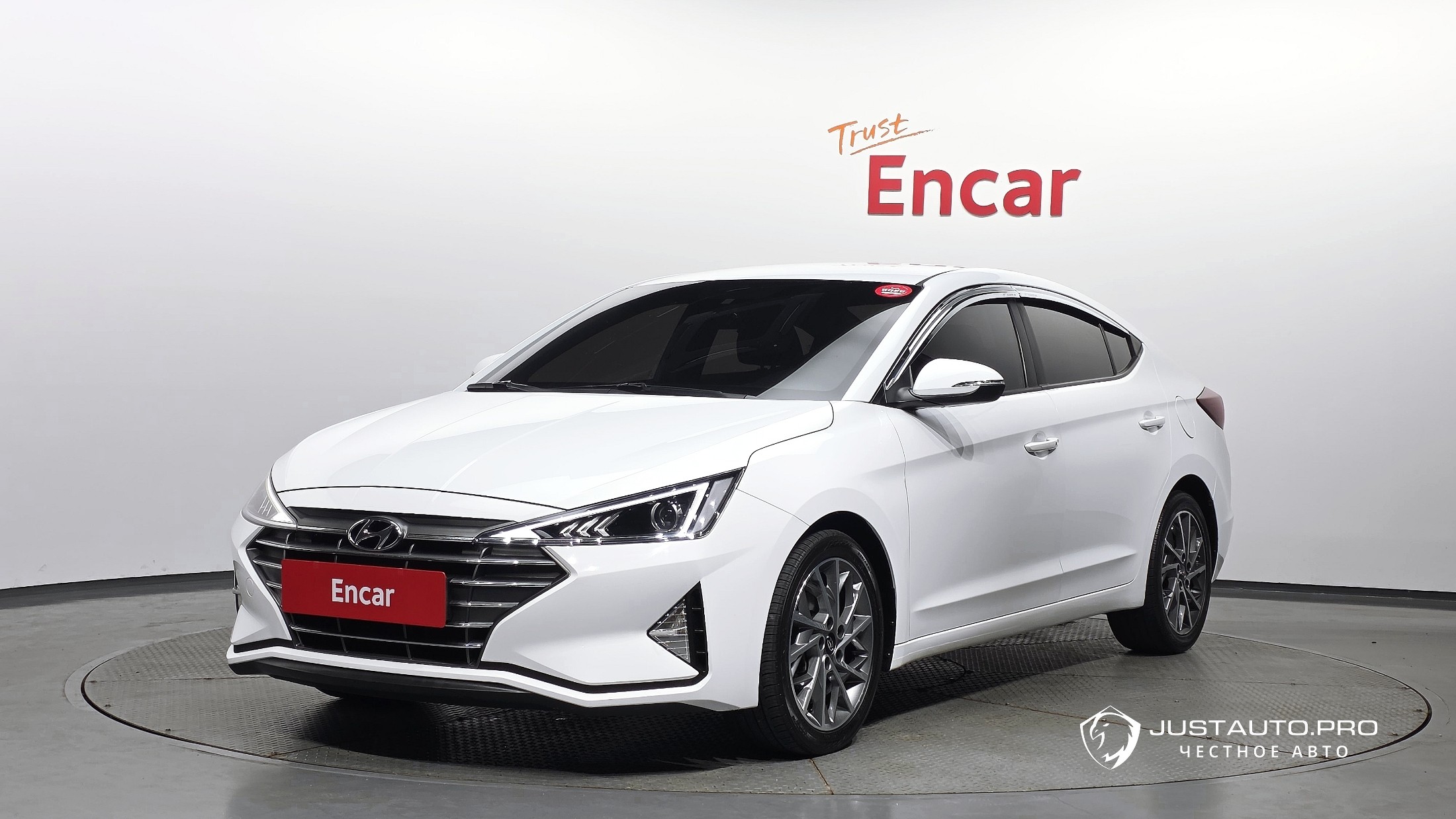 Автомобиль Hyundai AVANTE