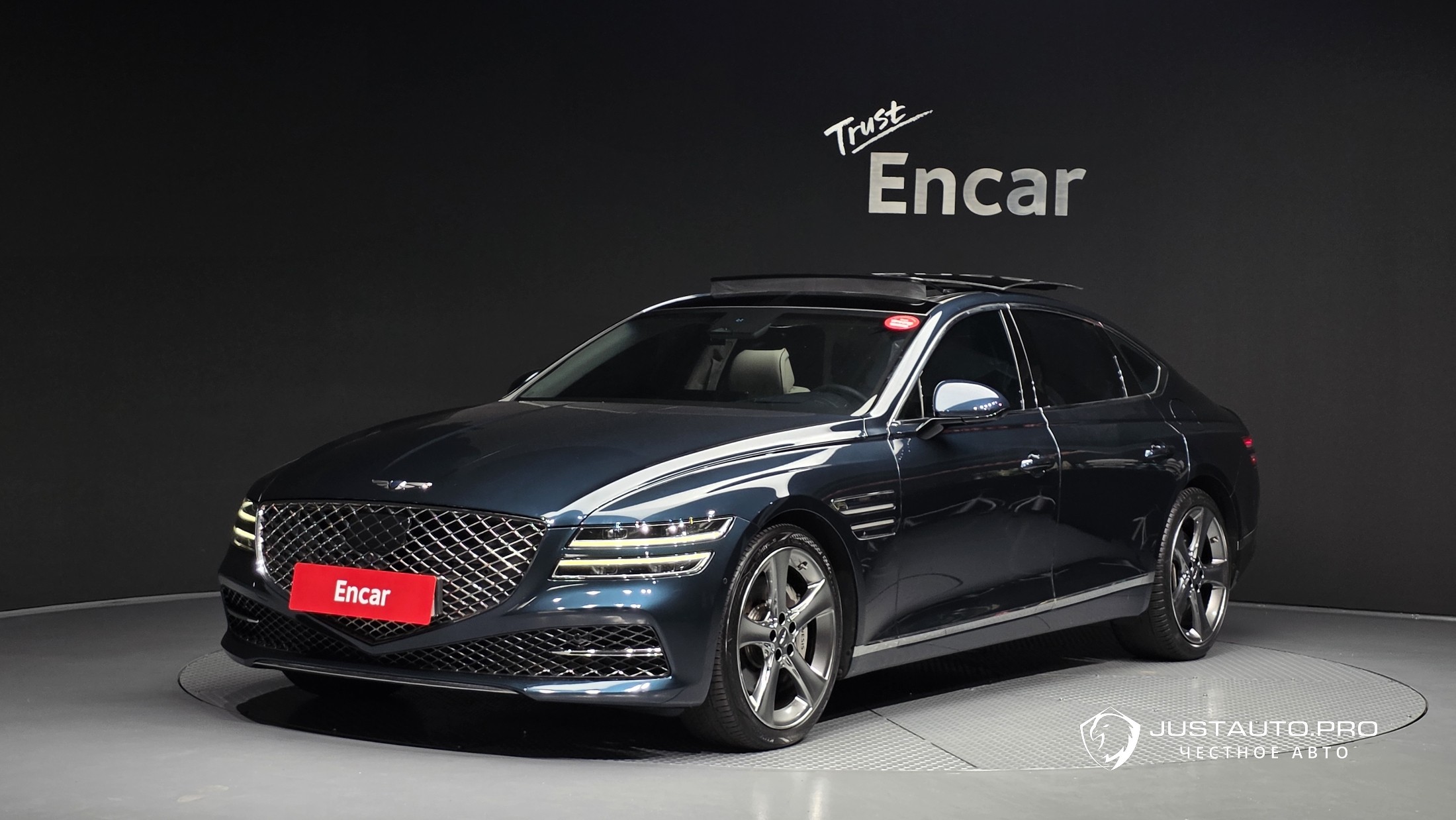 Автомобиль Genesis G80