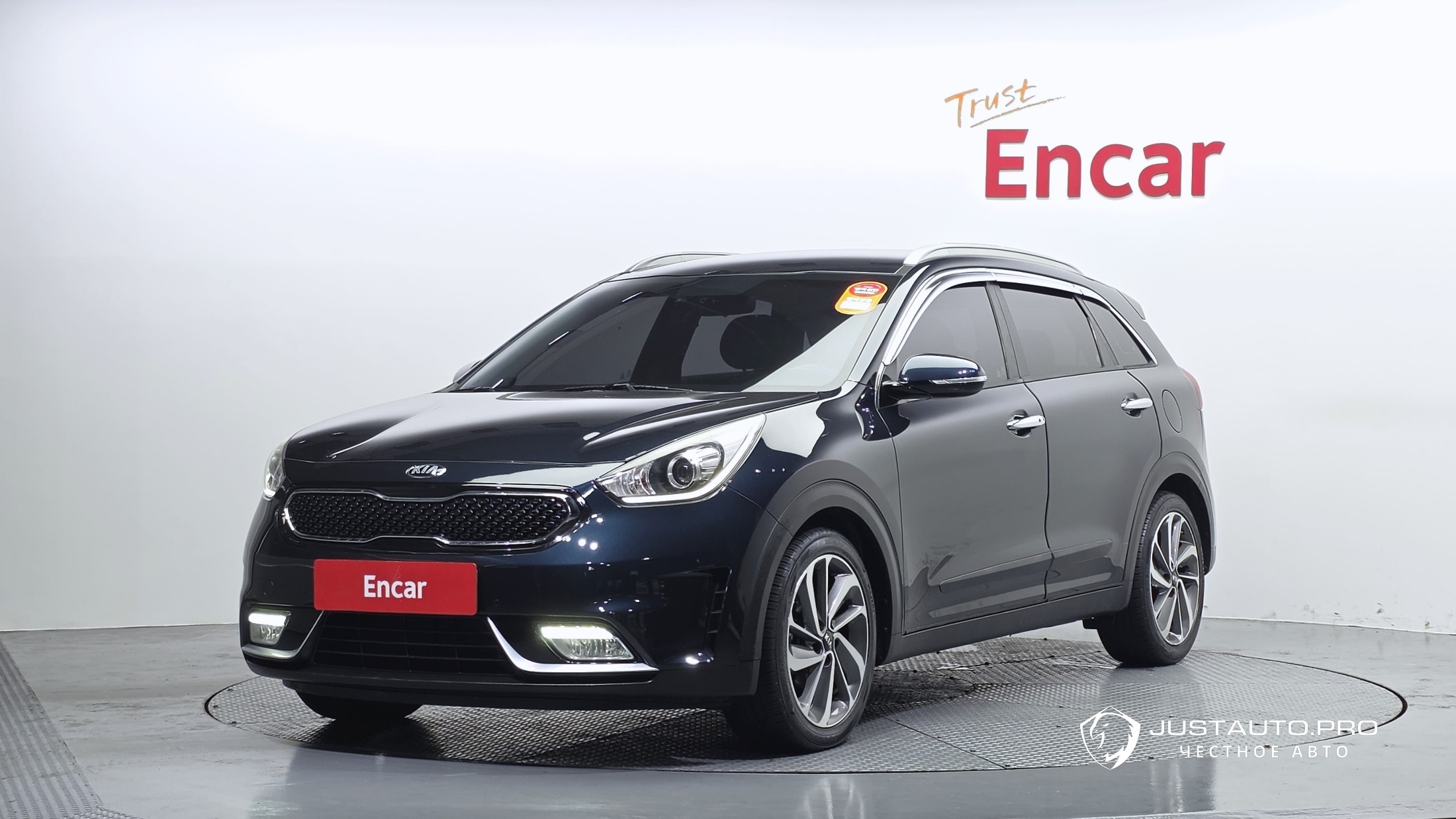 Автомобиль Kia Niro