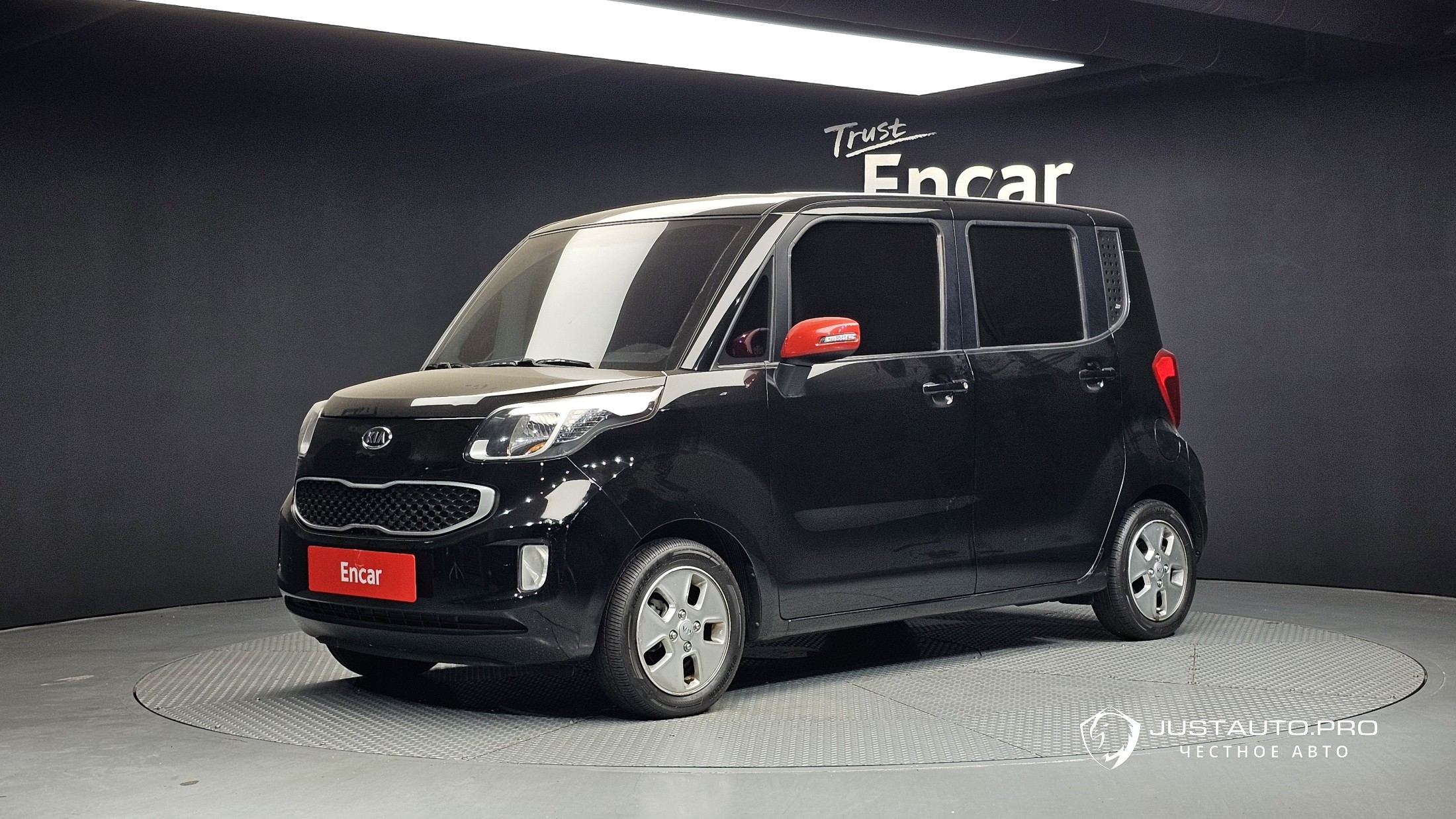 Автомобиль Kia RAY