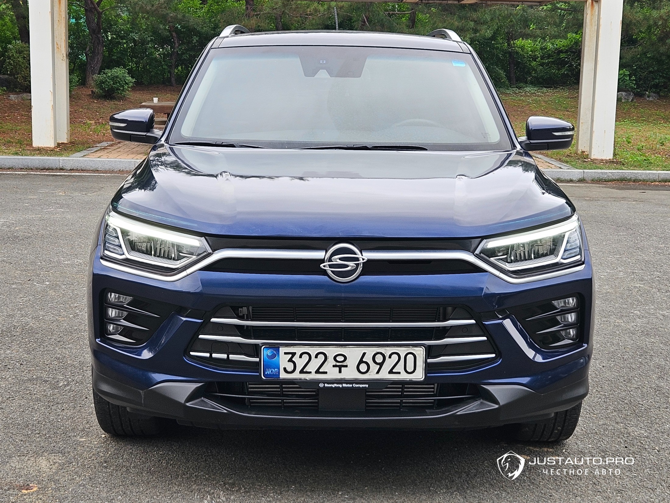 Автомобиль KG_Mobility_Ssangyong KORANDO