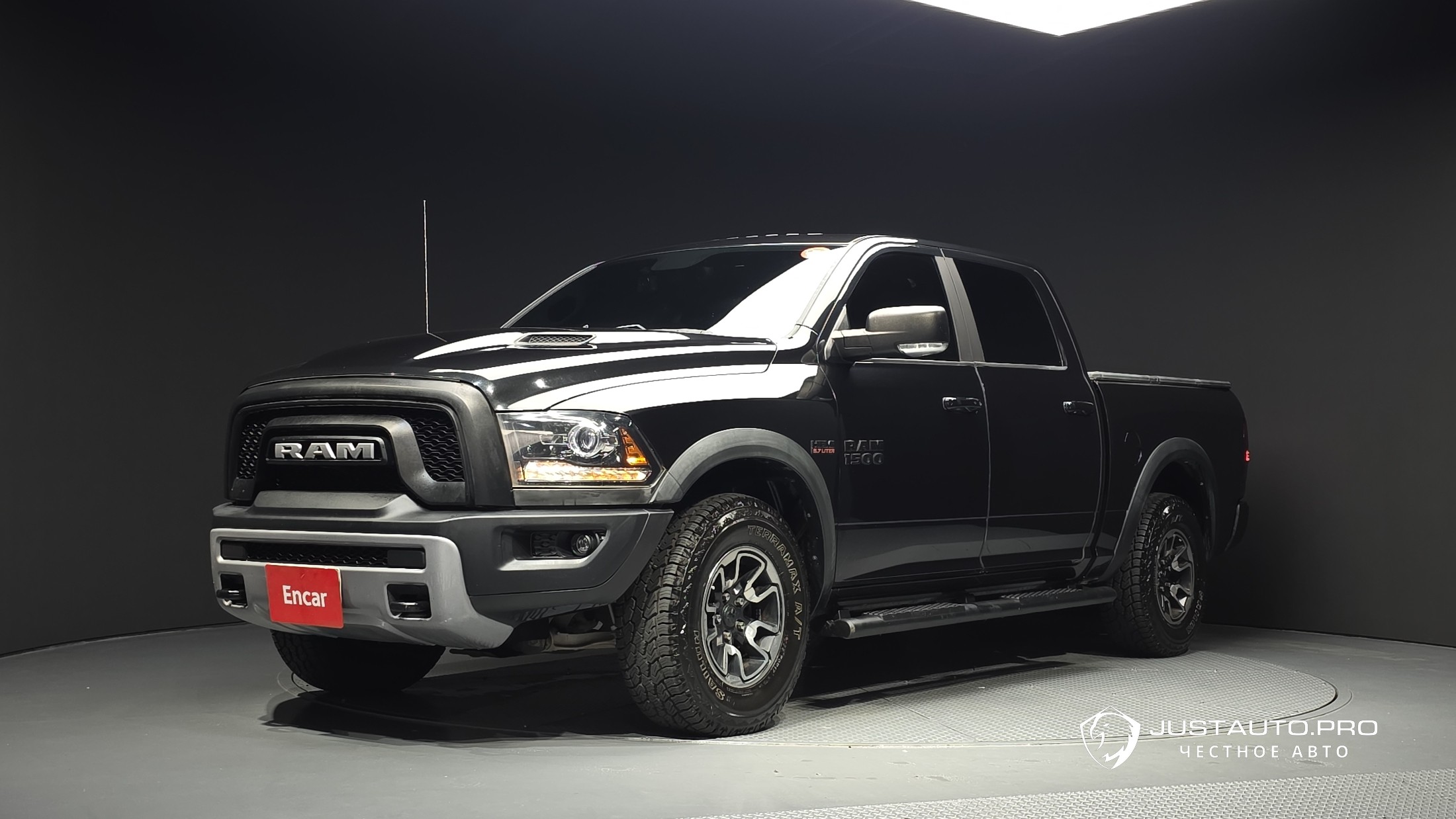 Автомобиль Dodge Ram Pick Up