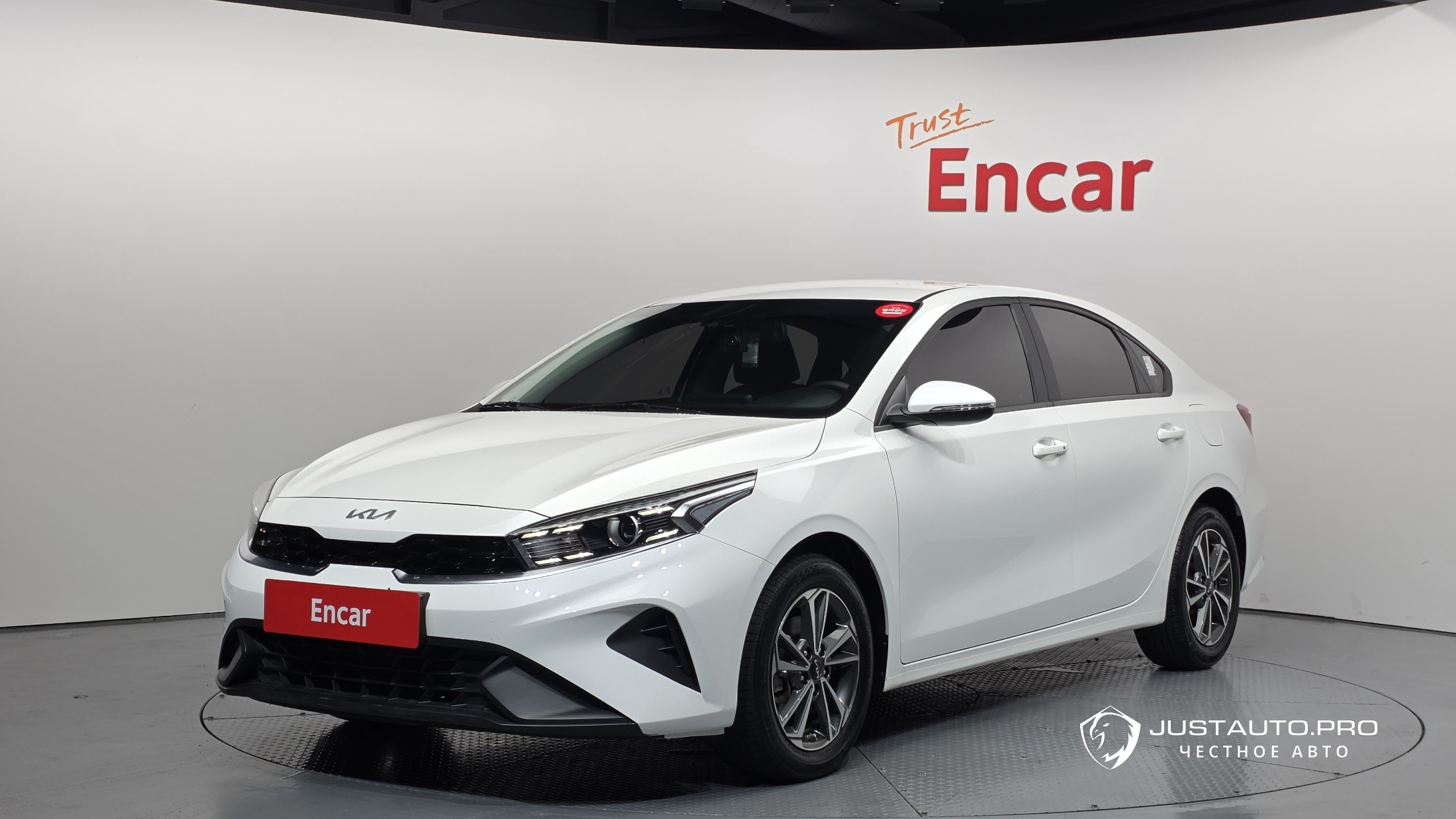 Автомобиль Kia K3