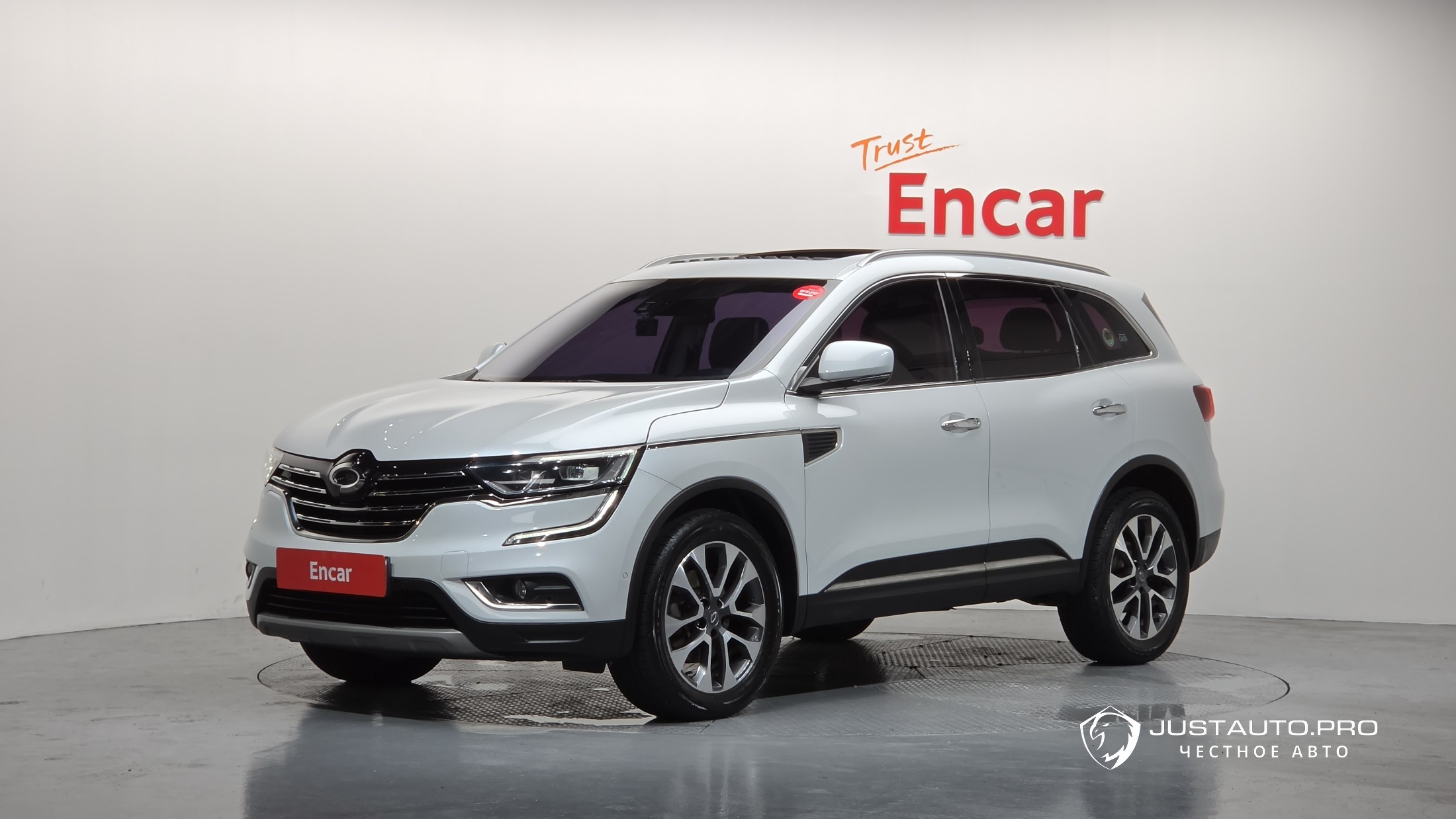 Автомобиль Renault-KoreaSamsung QM6
