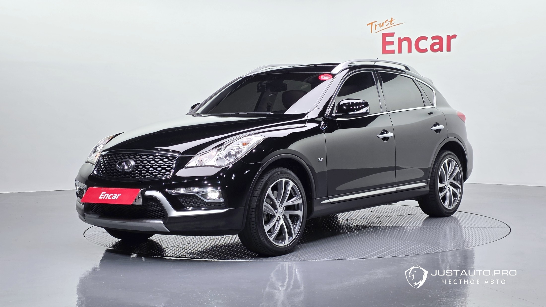 Автомобиль Infiniti QX50