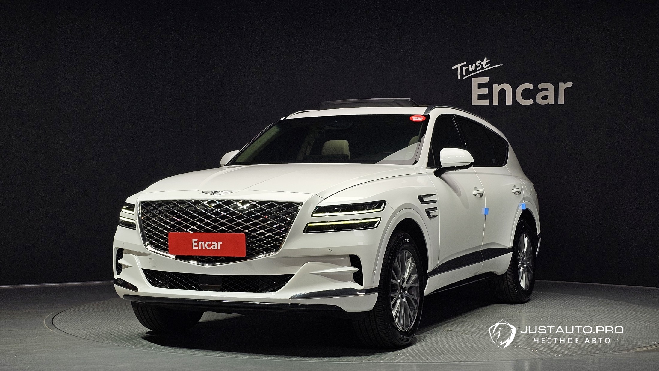 Автомобиль Genesis GV80