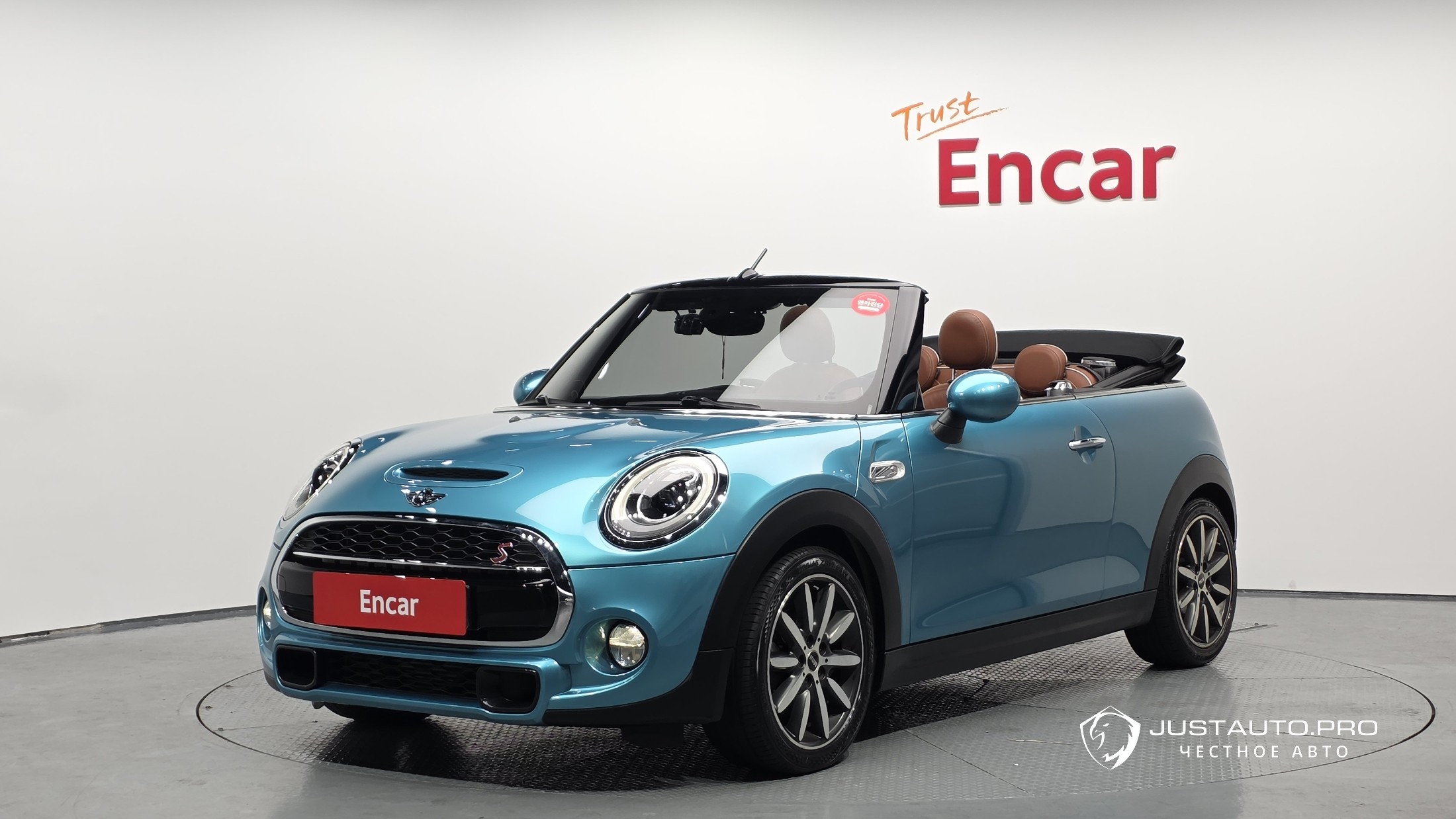Автомобиль Mini Cooper Convertible