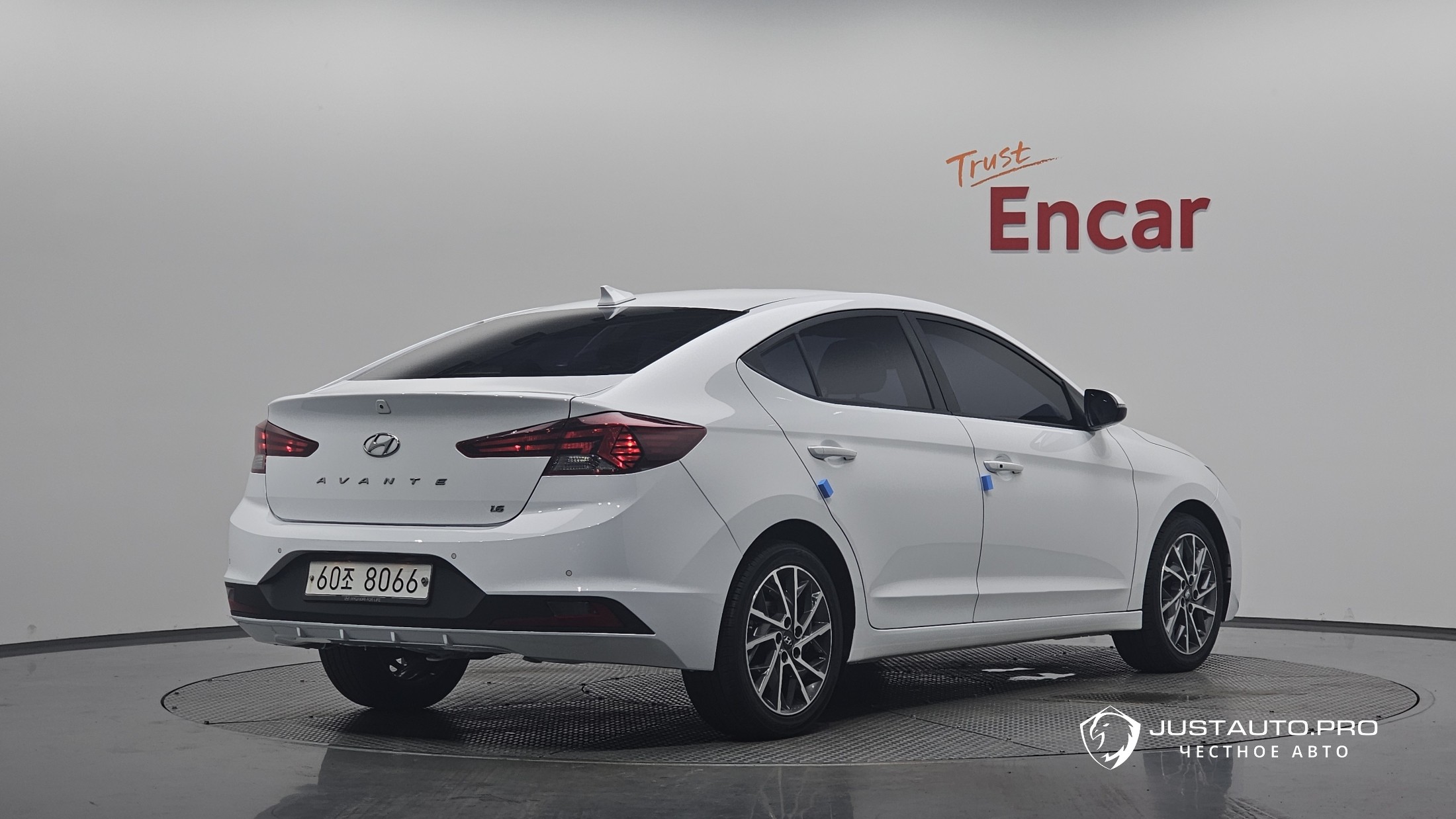 Автомобиль Hyundai AVANTE