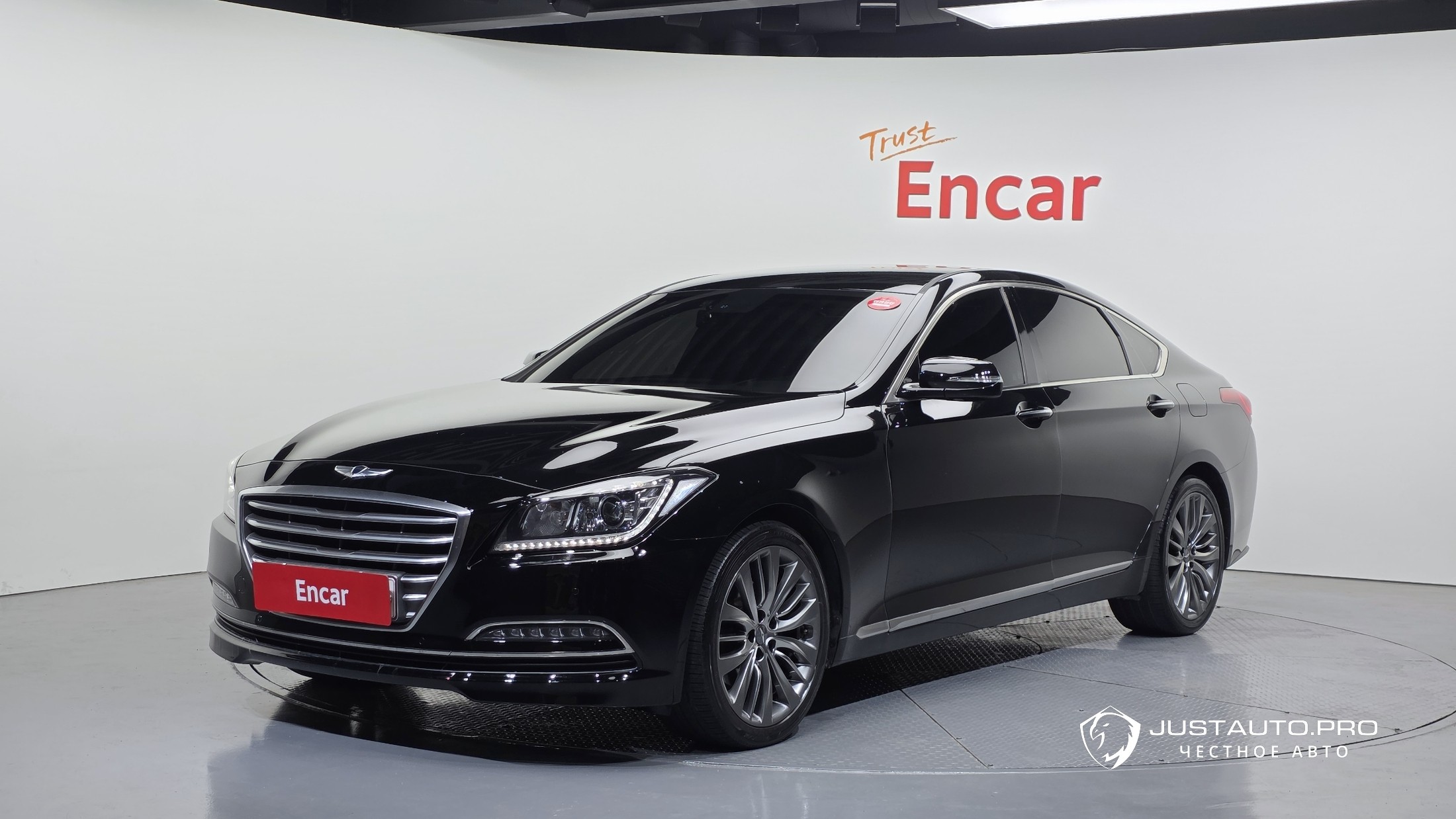 Автомобиль Hyundai Genesis