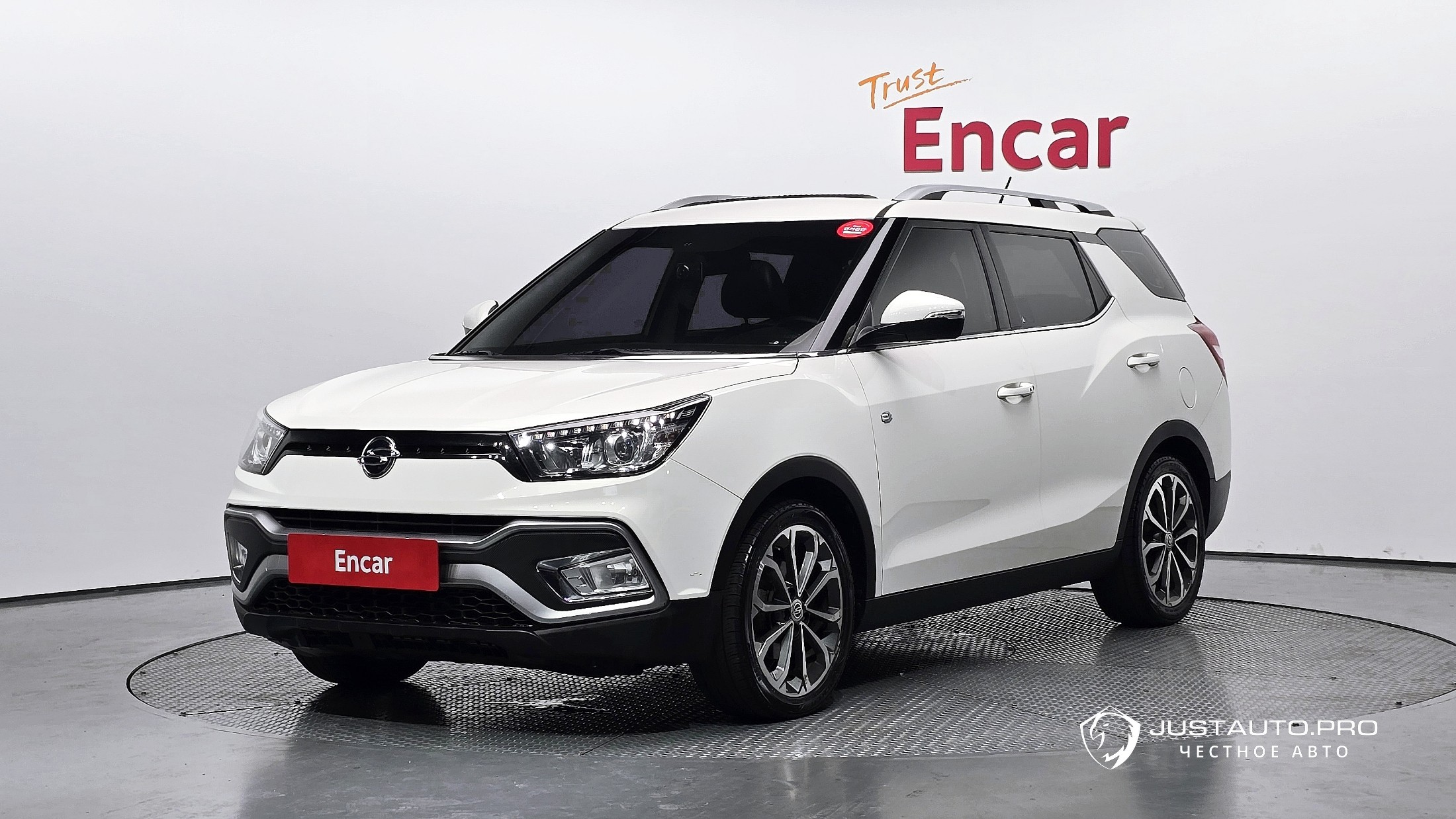 Автомобиль KG_Mobility_Ssangyong TIBOLI