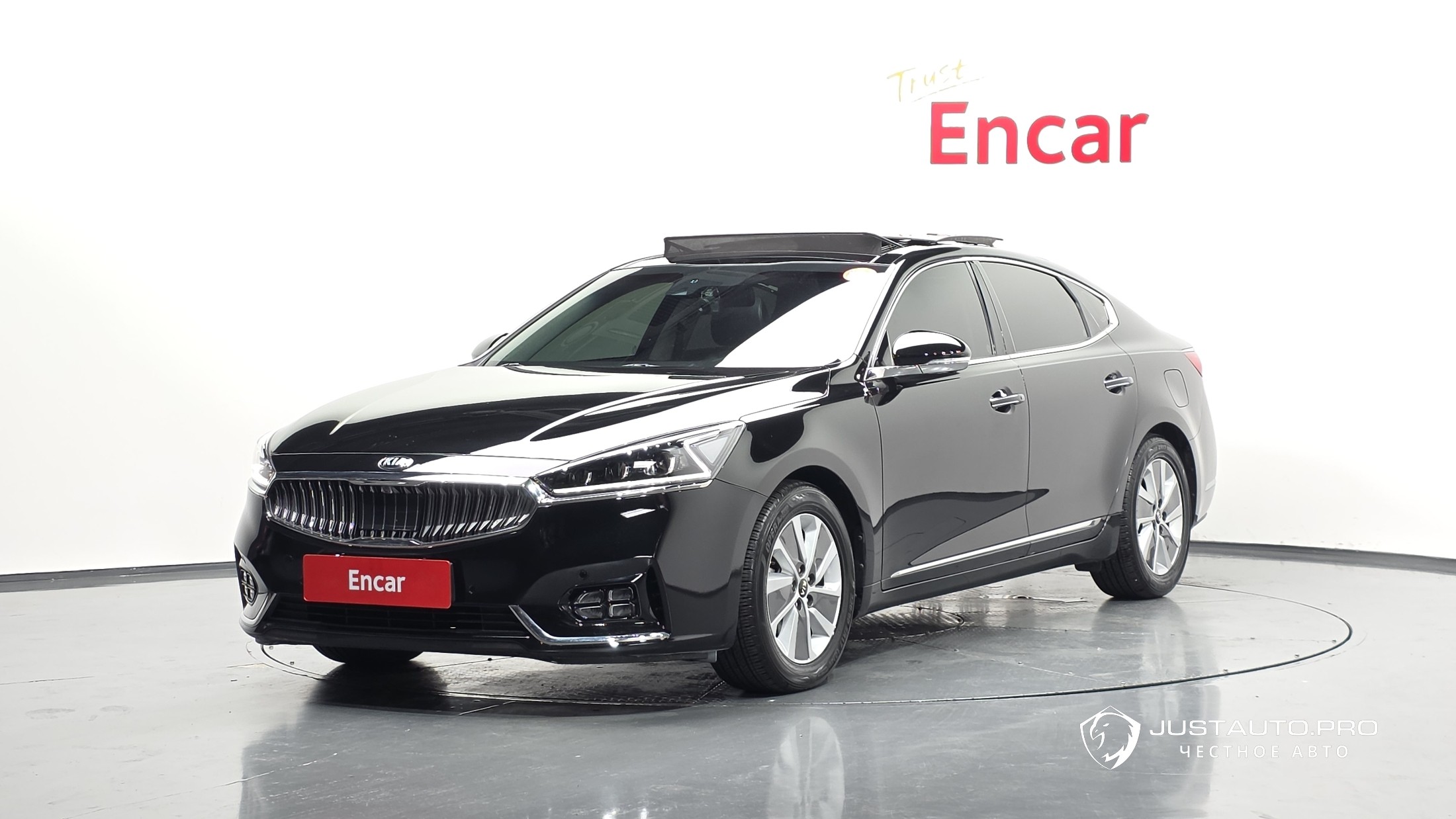 Автомобиль Kia K7