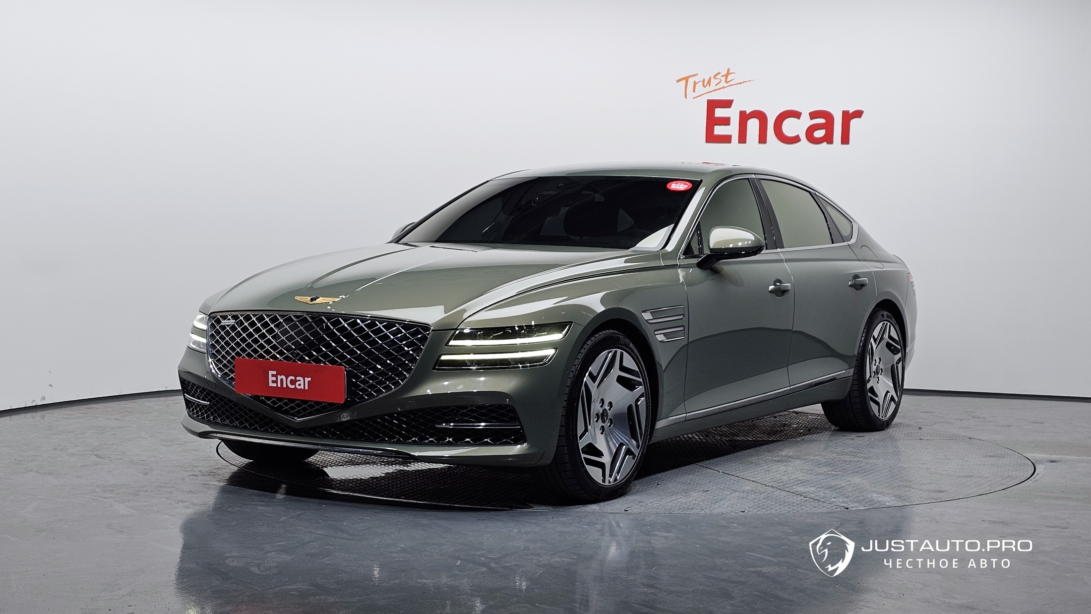 Автомобиль Genesis G80